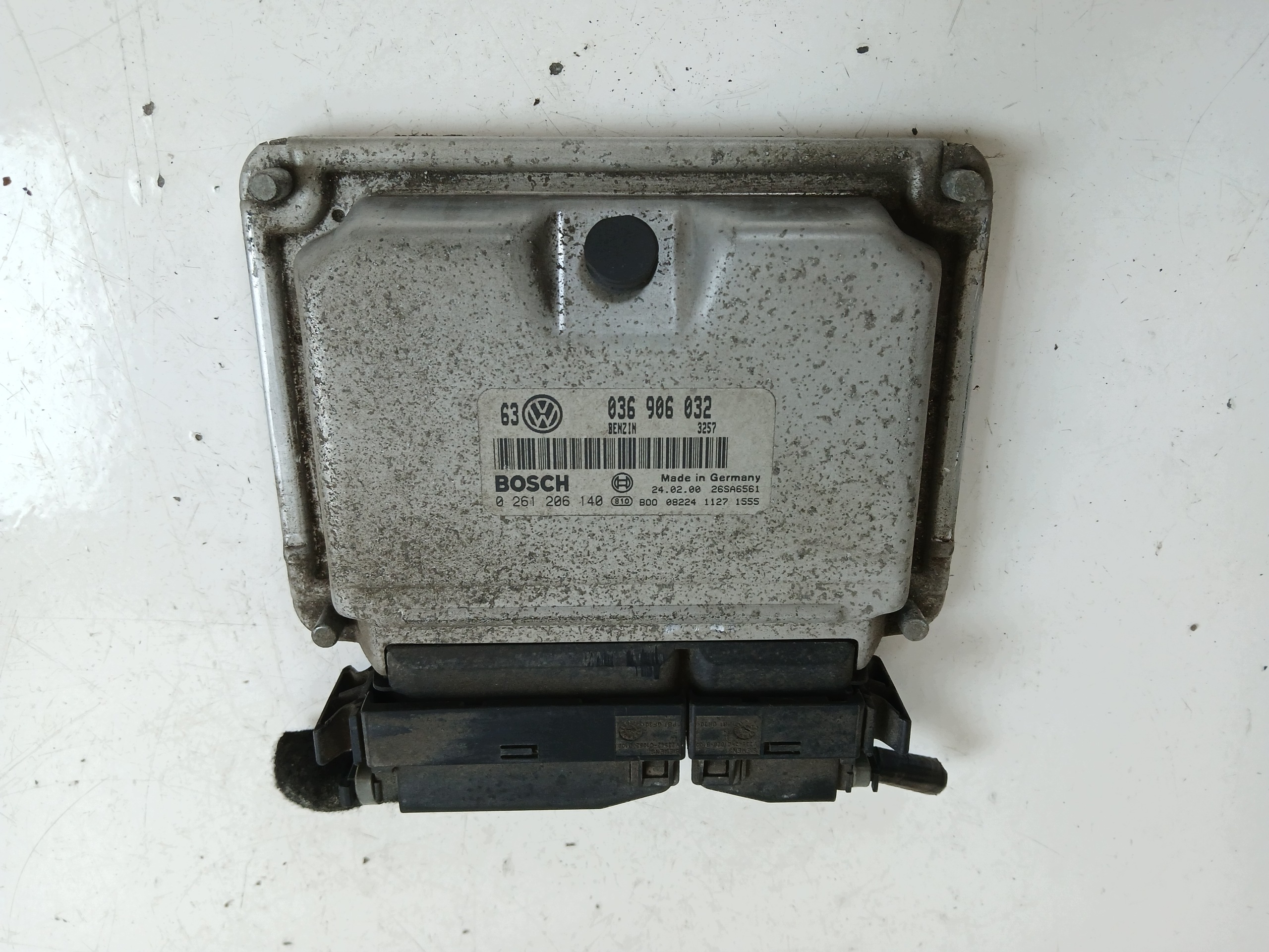 VW GOLF IV 1.4 control unit of the engine 036906032