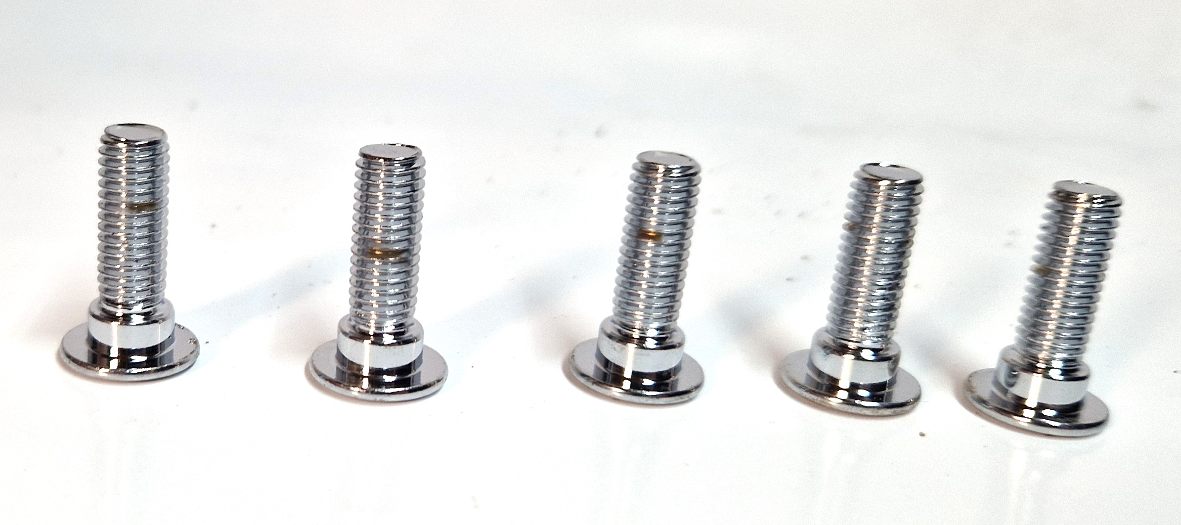 Śruba tarczy hamulcowej skuter motocykl M8x1,25 Zestaw 5 sztuk