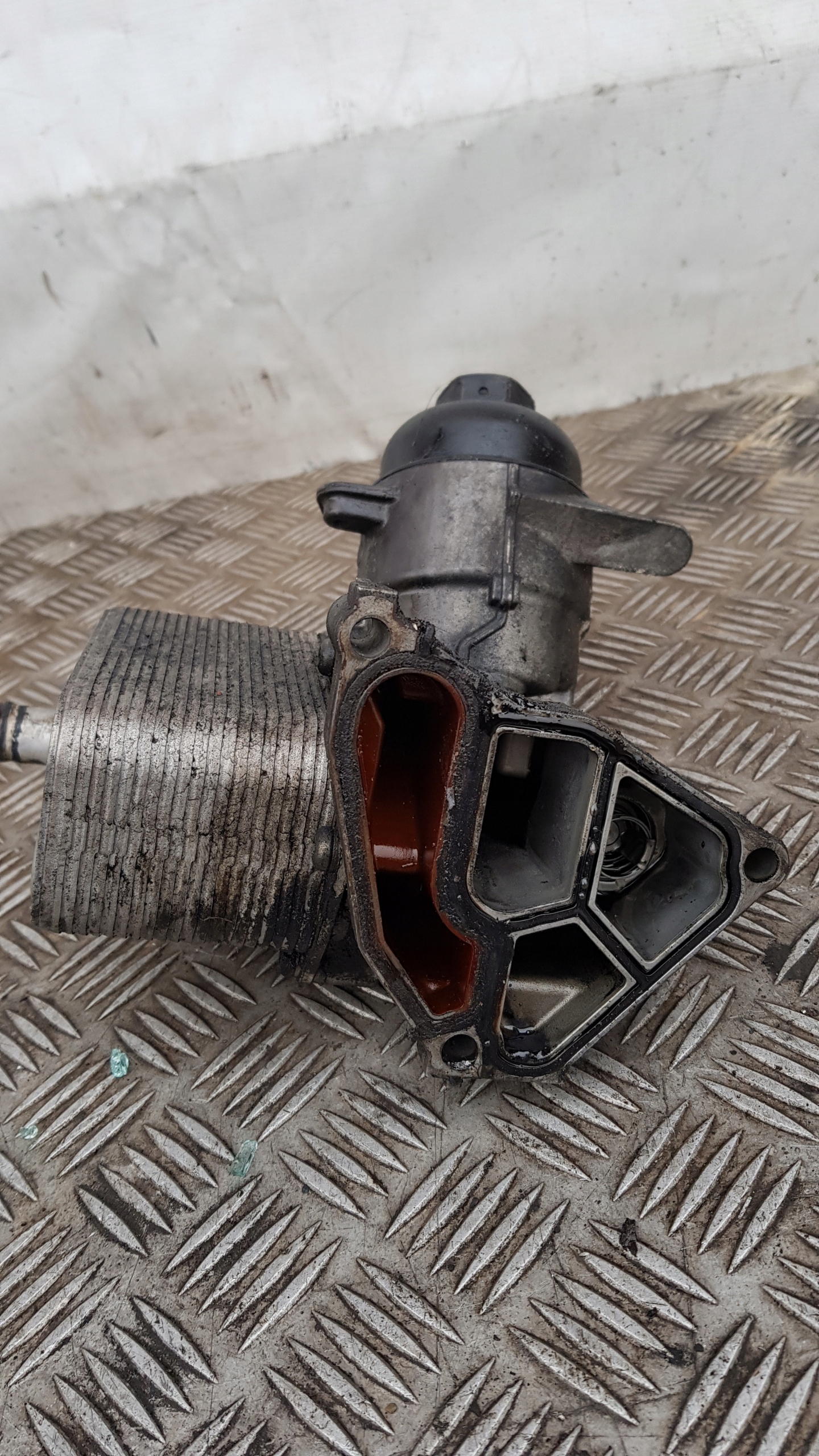 BMW E39 2.5D Ölfiltergehäuse Kühler