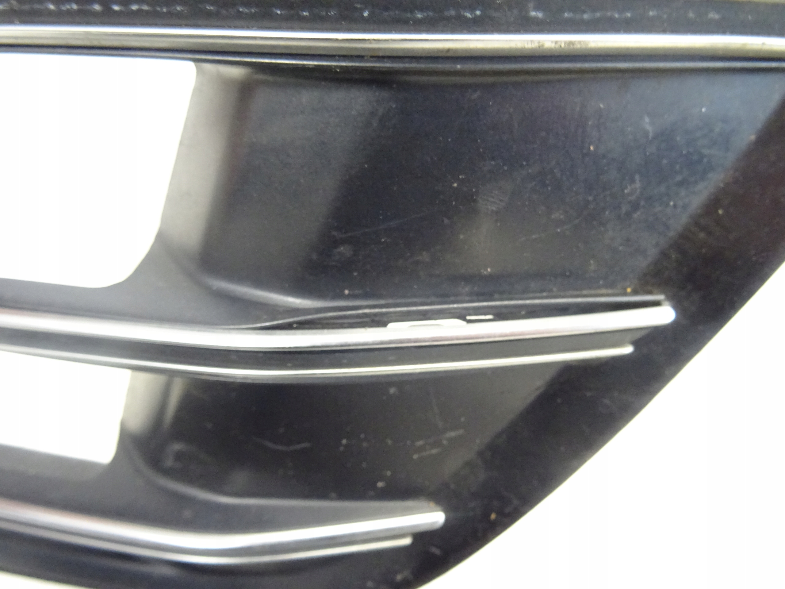 grid of a bumper left front AUDI Q5 II 80A 80A807681F