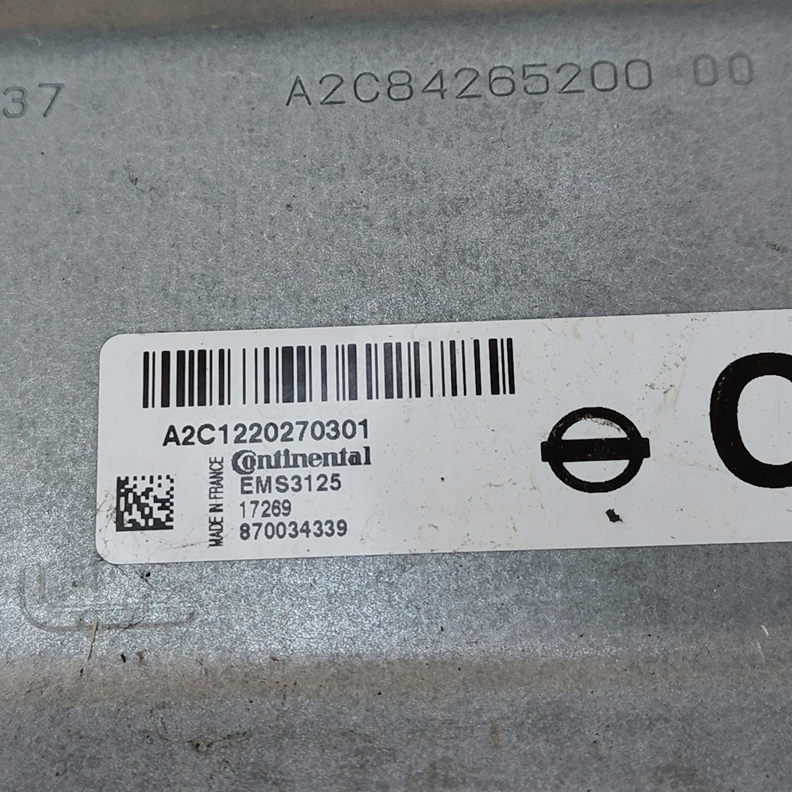 computer of the engine NISSAN 237105fn0d