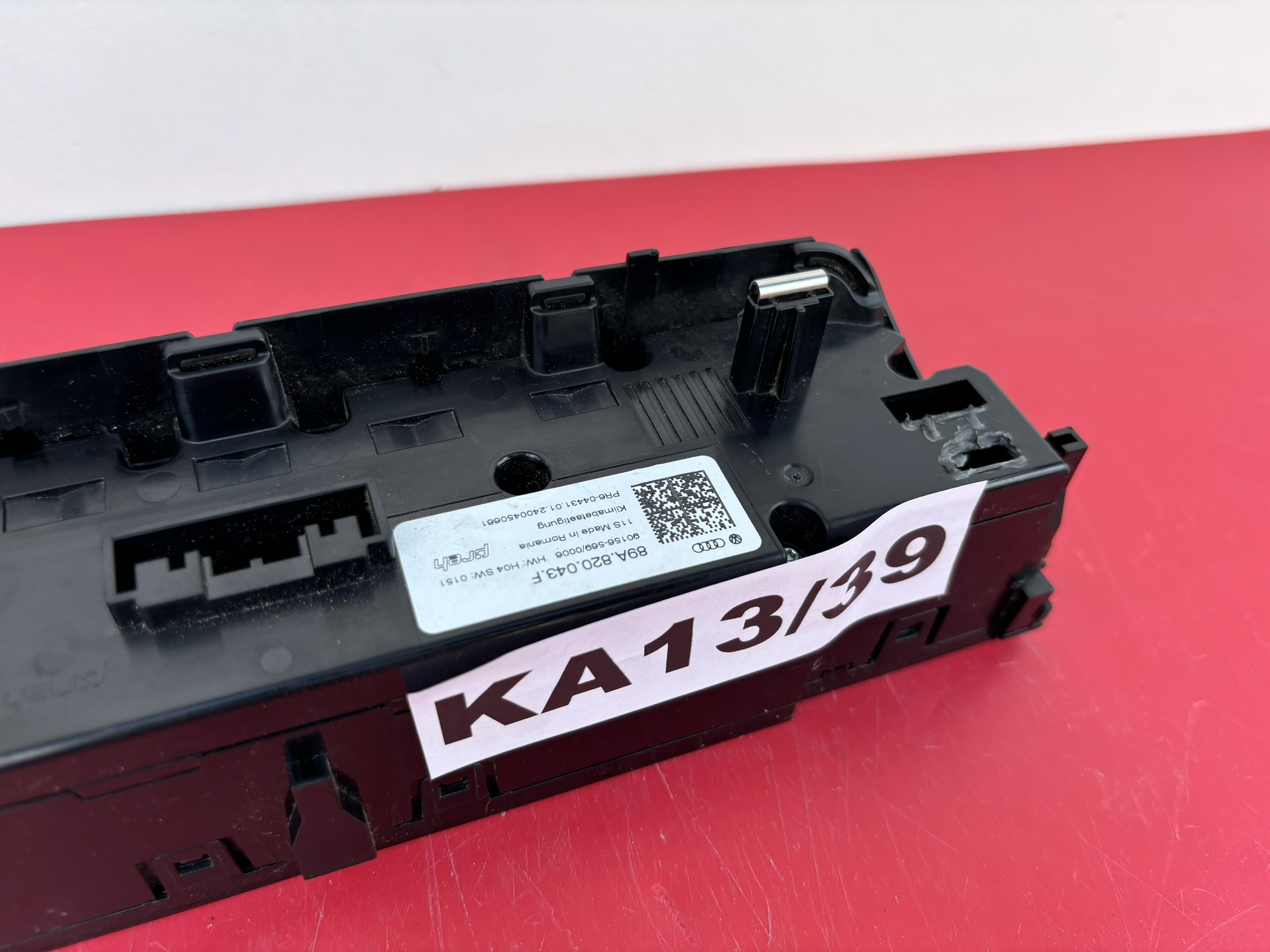 AUDI Q4 E-TRON control panel OGRZEWANIEM KLIMY 89A820043F KA13/39