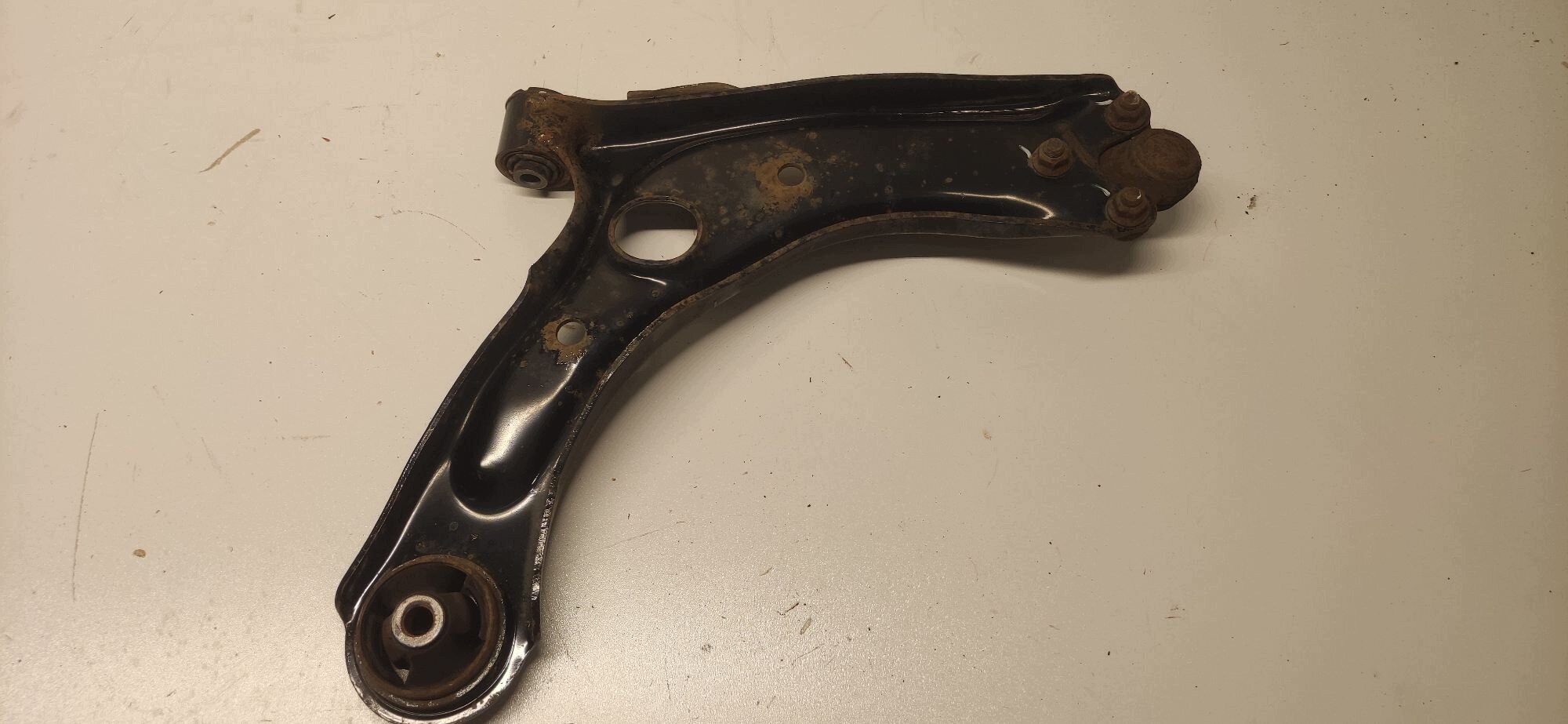 KIA SPORTAGE IV HYUNDAI TUCSON II arm left front front 15-21