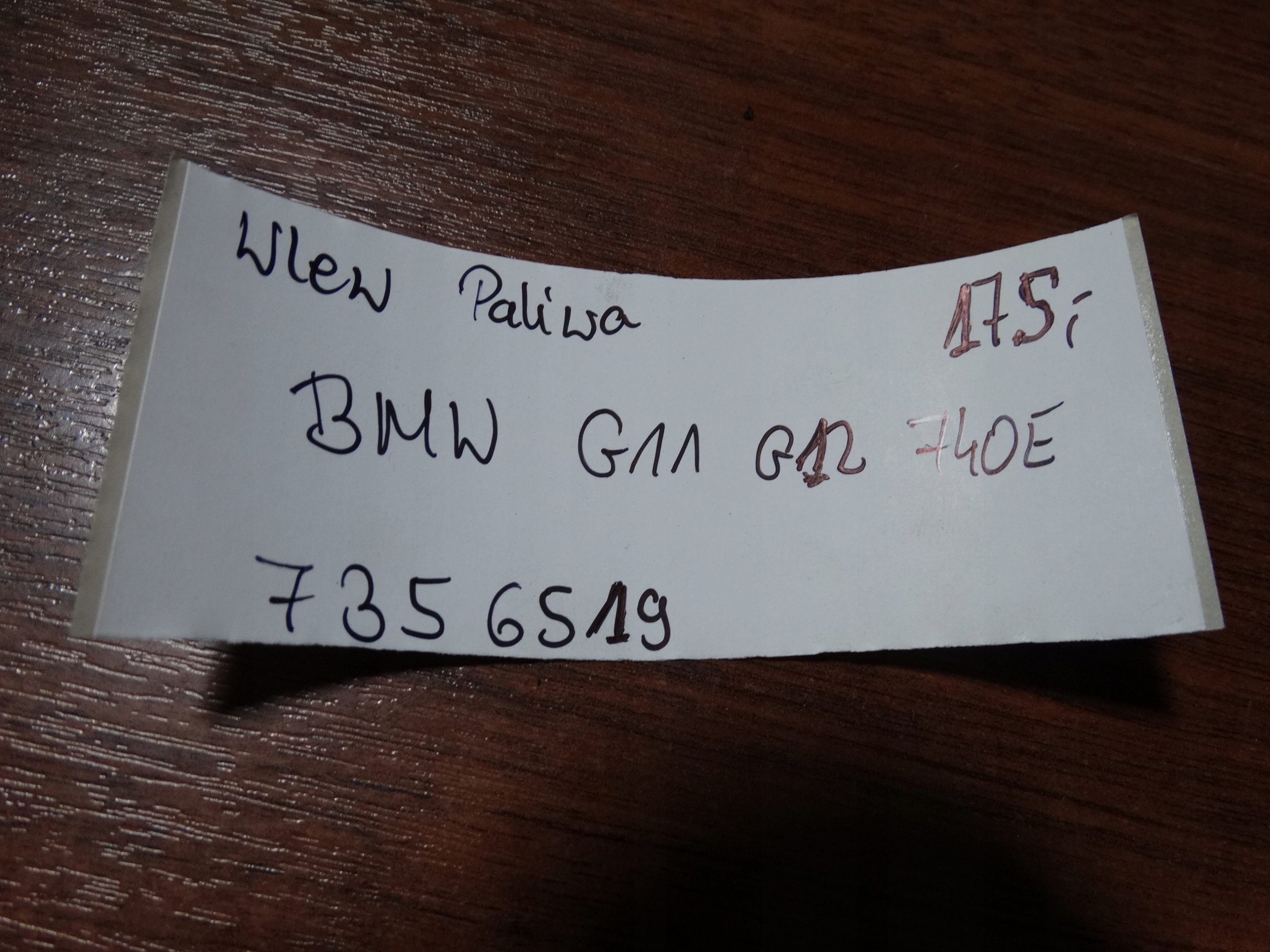 IDEALNY TANKKLAPPE BMW G11 G12 740E 1