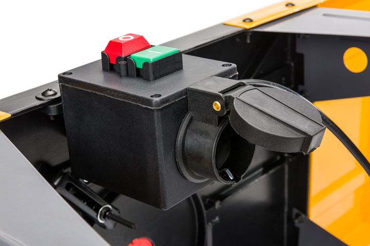 STÓŁ PODSTAWA DO FREZARKI GÓRNOWRZECIONOWEJ 355x450mm POWERMAT Informacje dodatkowe odsysanie pyłu