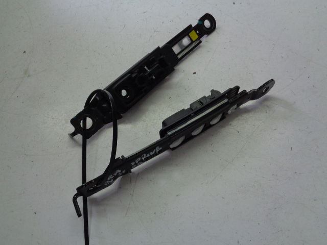 ремней Dacia SPRING EV 2022 год