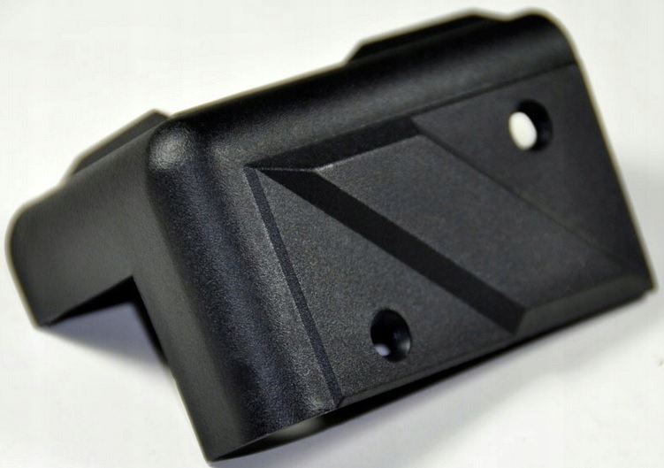 

Narożnik do kolumn plastik 82x54mm Duży