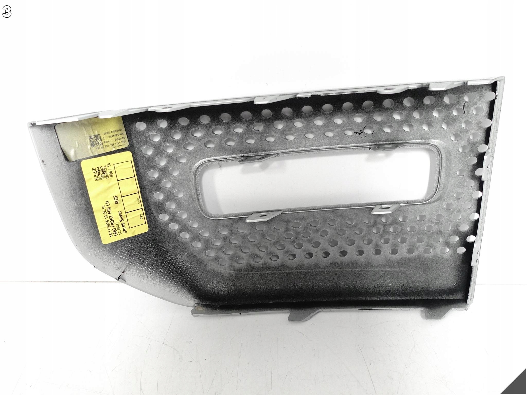 LAND ROVER DEFENDER II 2 L663 110 90 20- grid grille W bumper left front