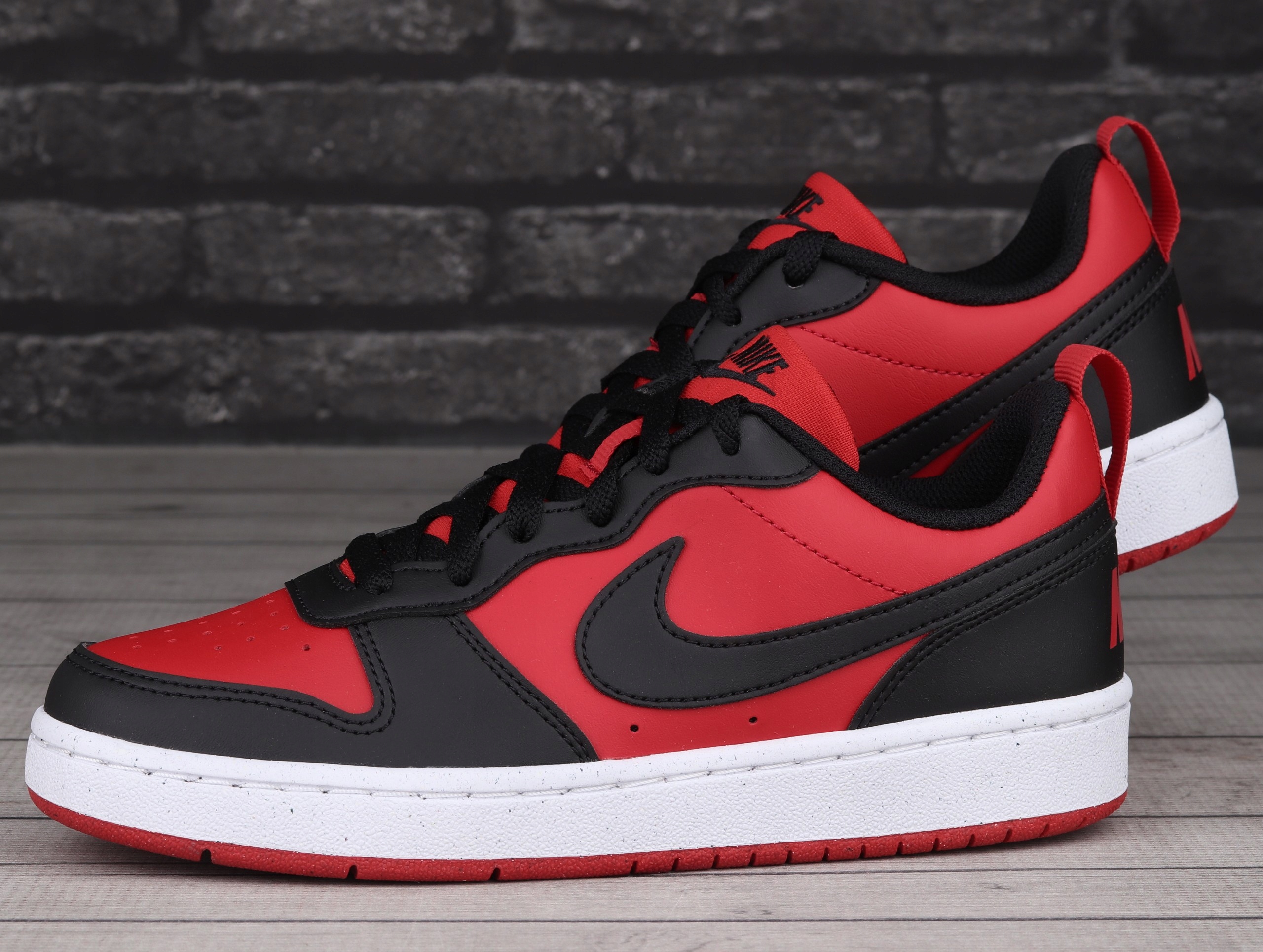 Buty sportowe Nike COURT BOROUGH LOW RECRAFT BLACK RED EAN (GTIN) 5906168567230