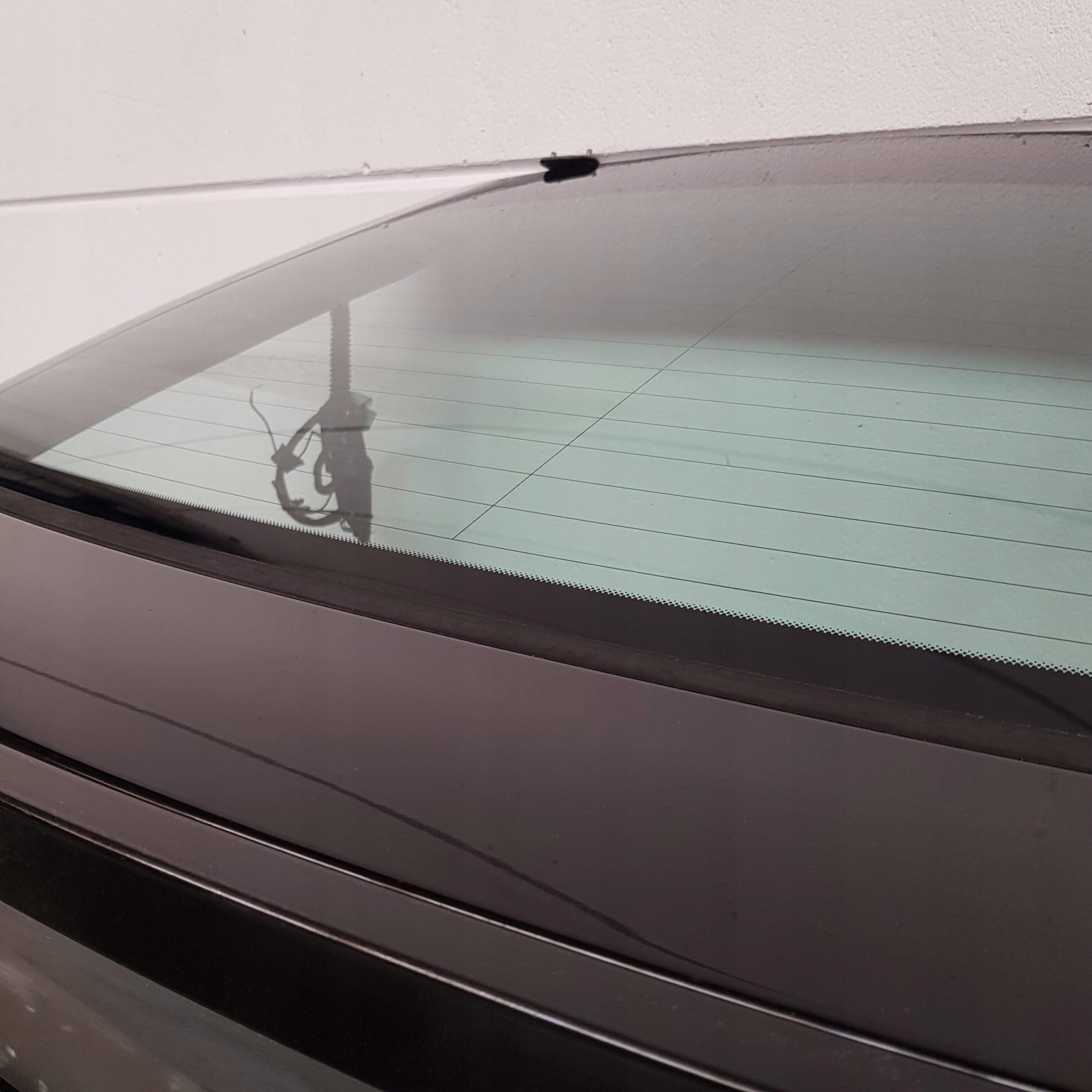 MERCEDES C KLASA 203 COUPE W203 KLAPA TYŁ Kolor czarny