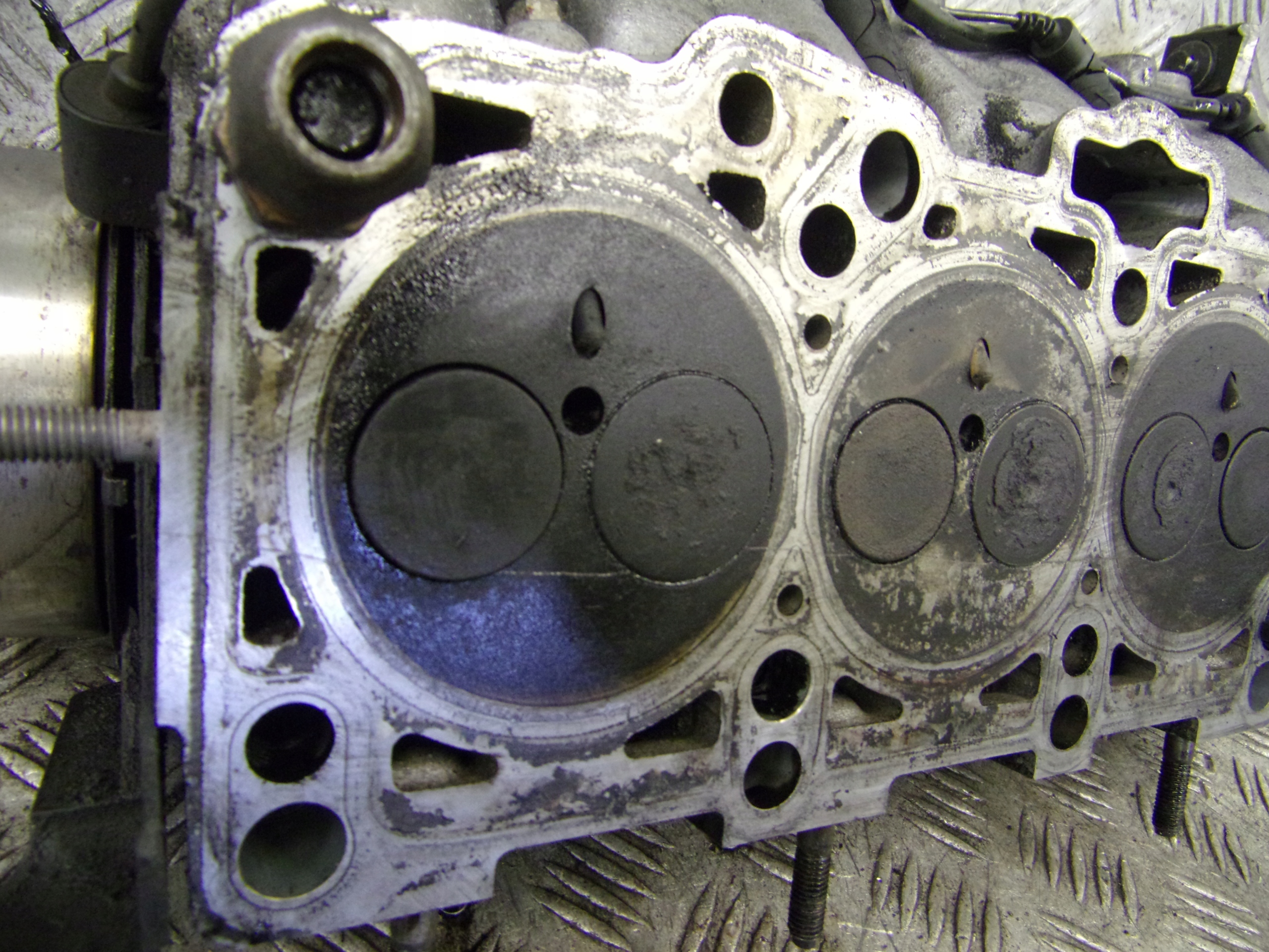 TESTATA VOLKSWAGEN PASSAT B5 038103373 1.9 TDI