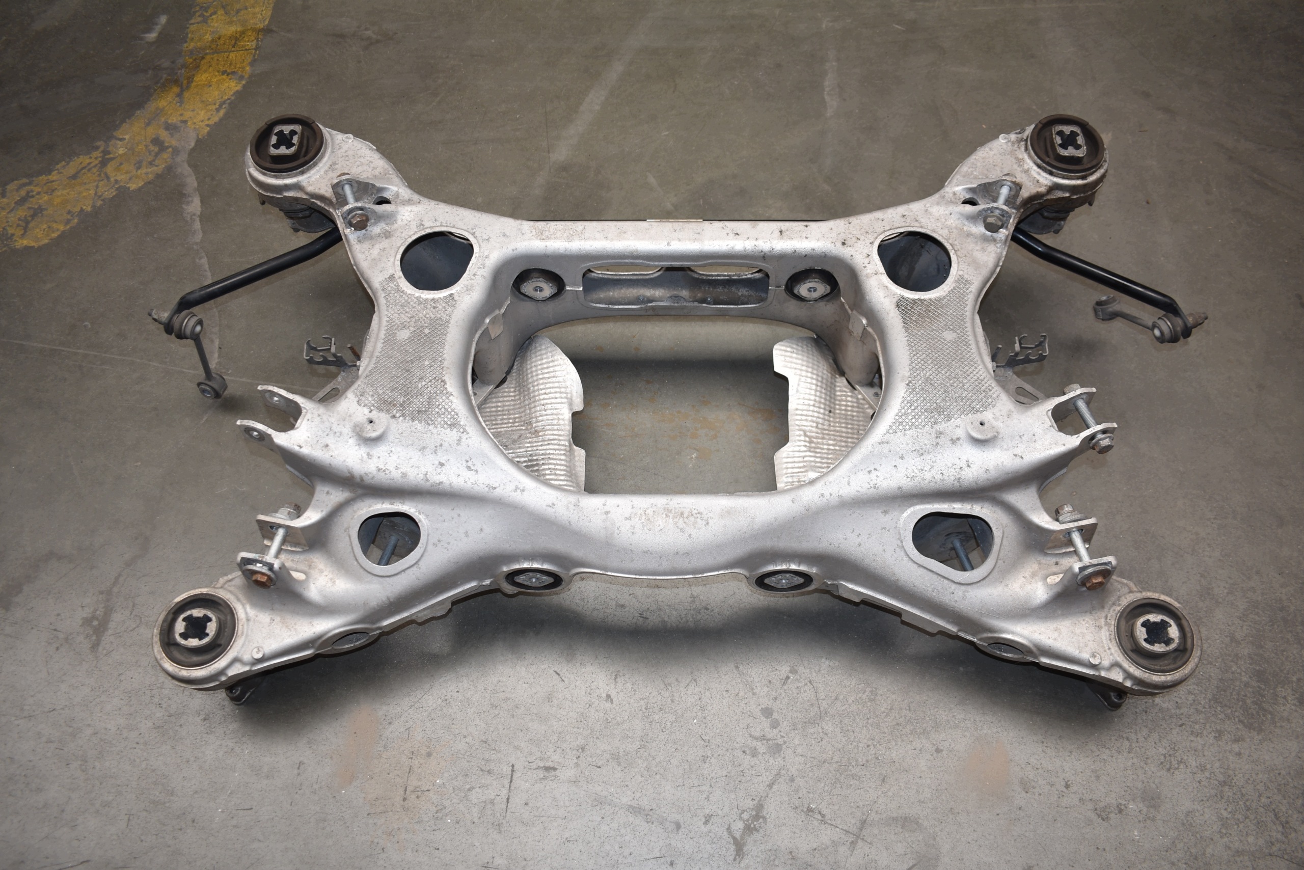 IDEALNA subframe rear part rear + STABILIZATOR PORSCHE PANAMERA 971 1