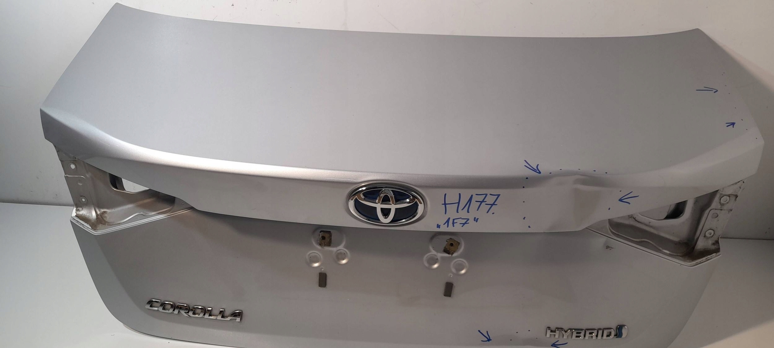 Toyota Corolla E210 E21 sedan rear trunk door boot (H177)