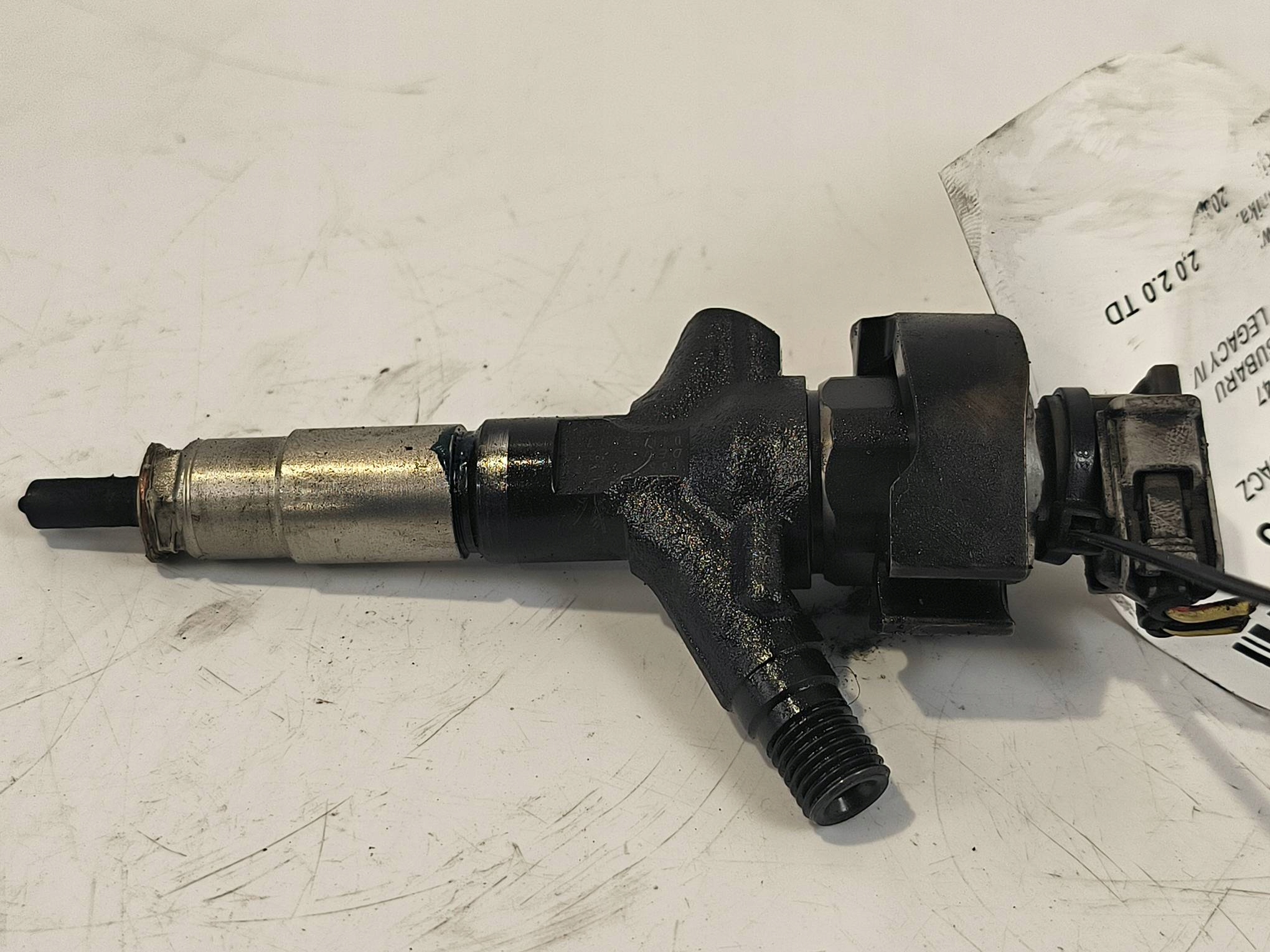injector 16613AA020 SUBARU LEGACY IV