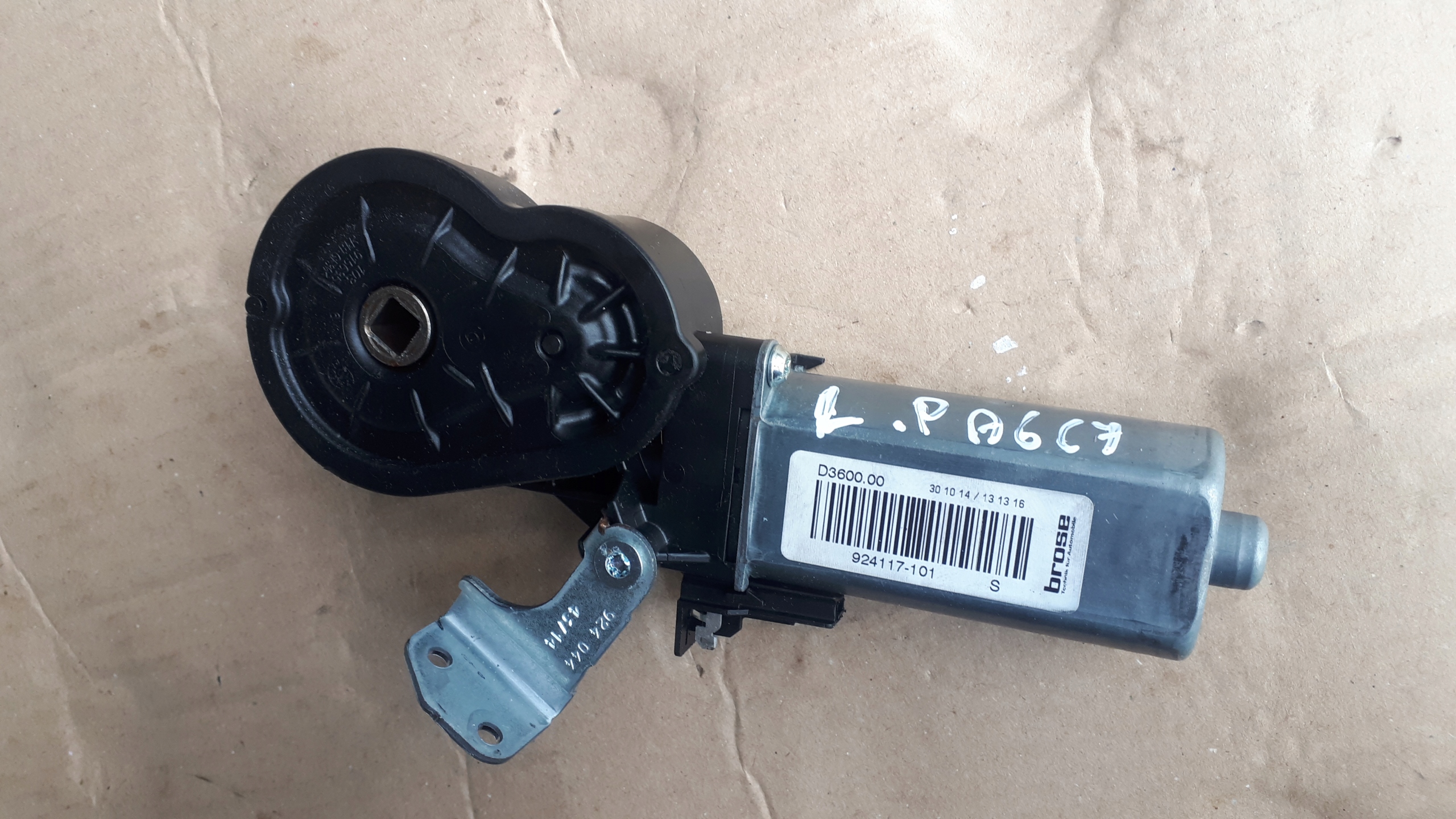 924117-101S D3600.00 - A6 C7 мотор регулировки сиденья D3600. 00 A7