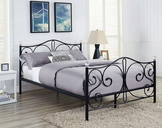 

Łóżko Czarne Metalowe Ze Stelażem 140x200 Kryształ