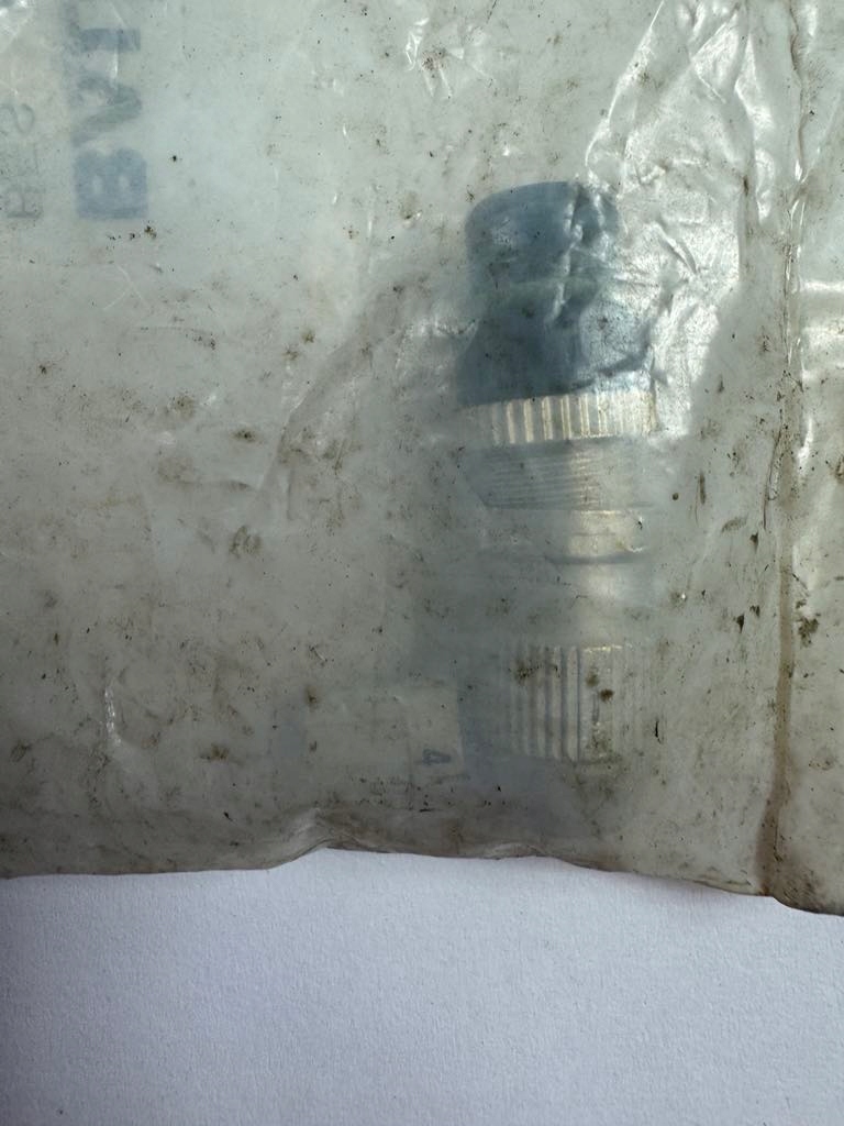 Konektor Balluff BKS-S109-RT04 pro polní kabeláž BKSS109RT04