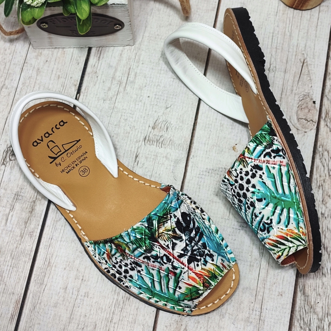 KOLOROWE HISZPAŃSKIE SANDAŁY DAMSKIE AVARCASY - r 41 Marka bez marki