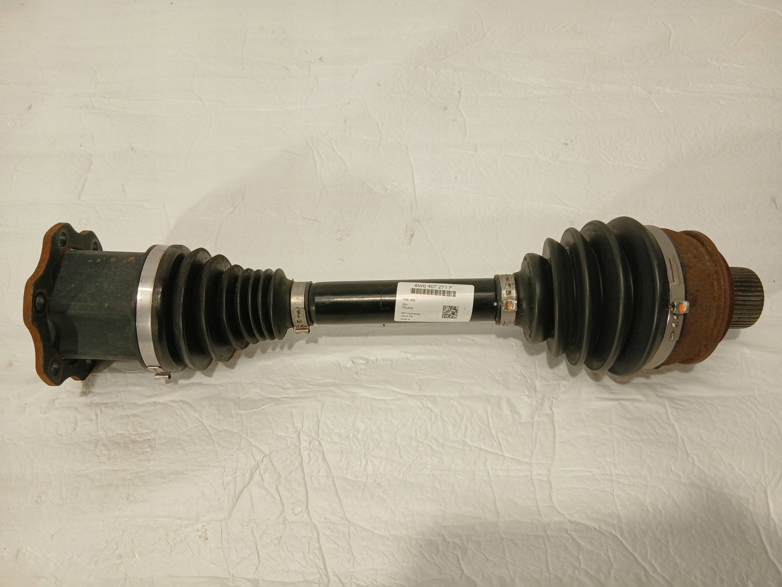 AUDI A4 B9 LIFT semi-axis left right front 8W0407271F 8W0407271P