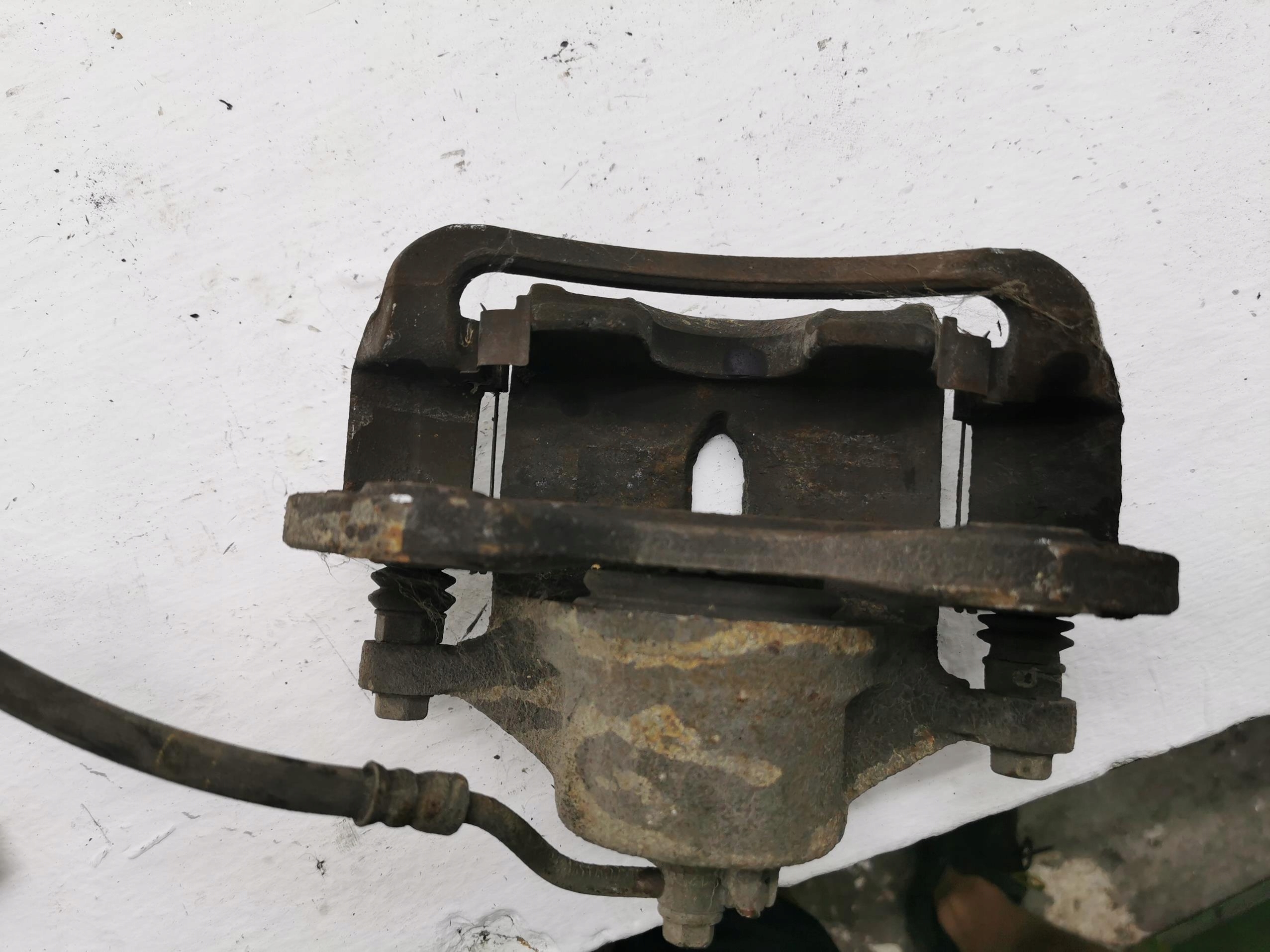 caliper brake right front HYUNDAI IX35 10-15