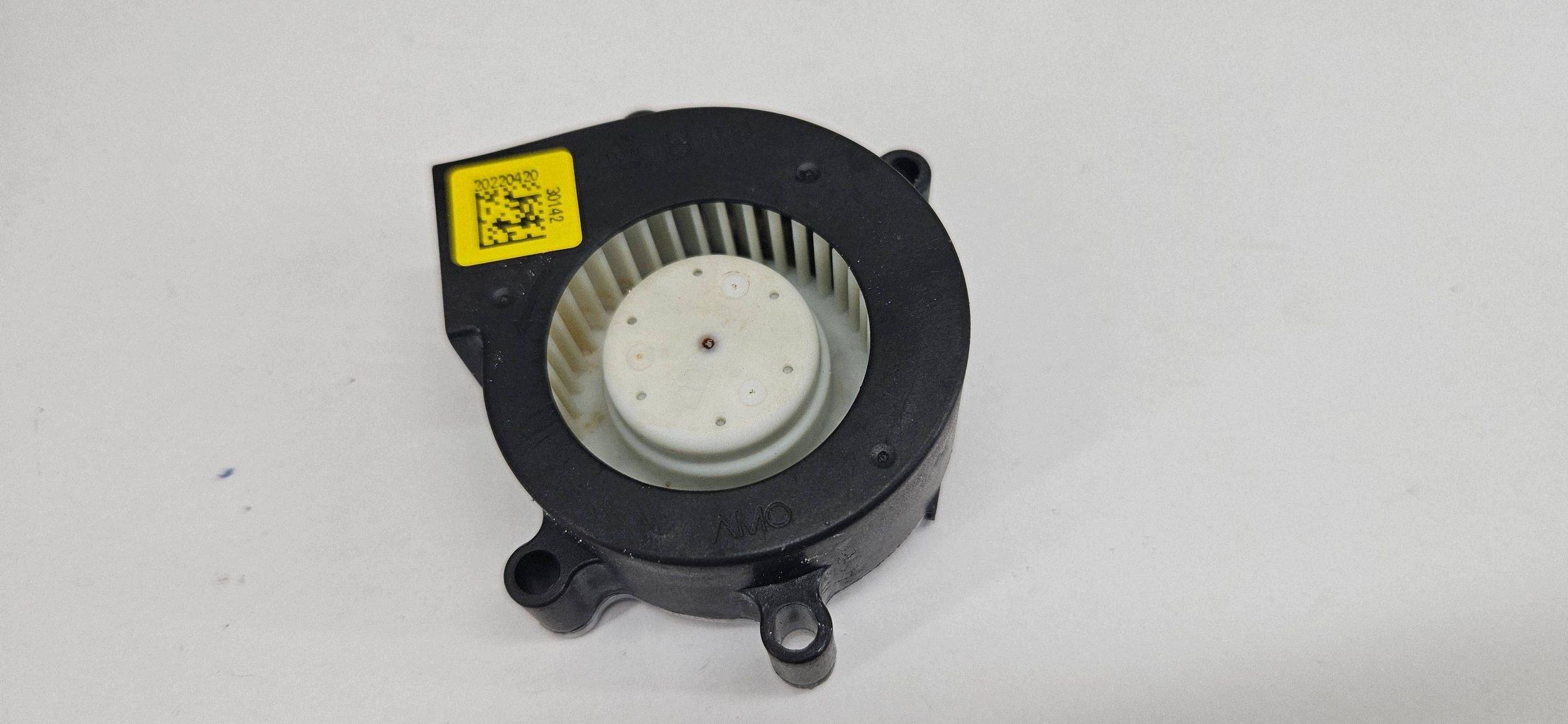 Genesis GV70 ventilator reflektora fara przedniej LED