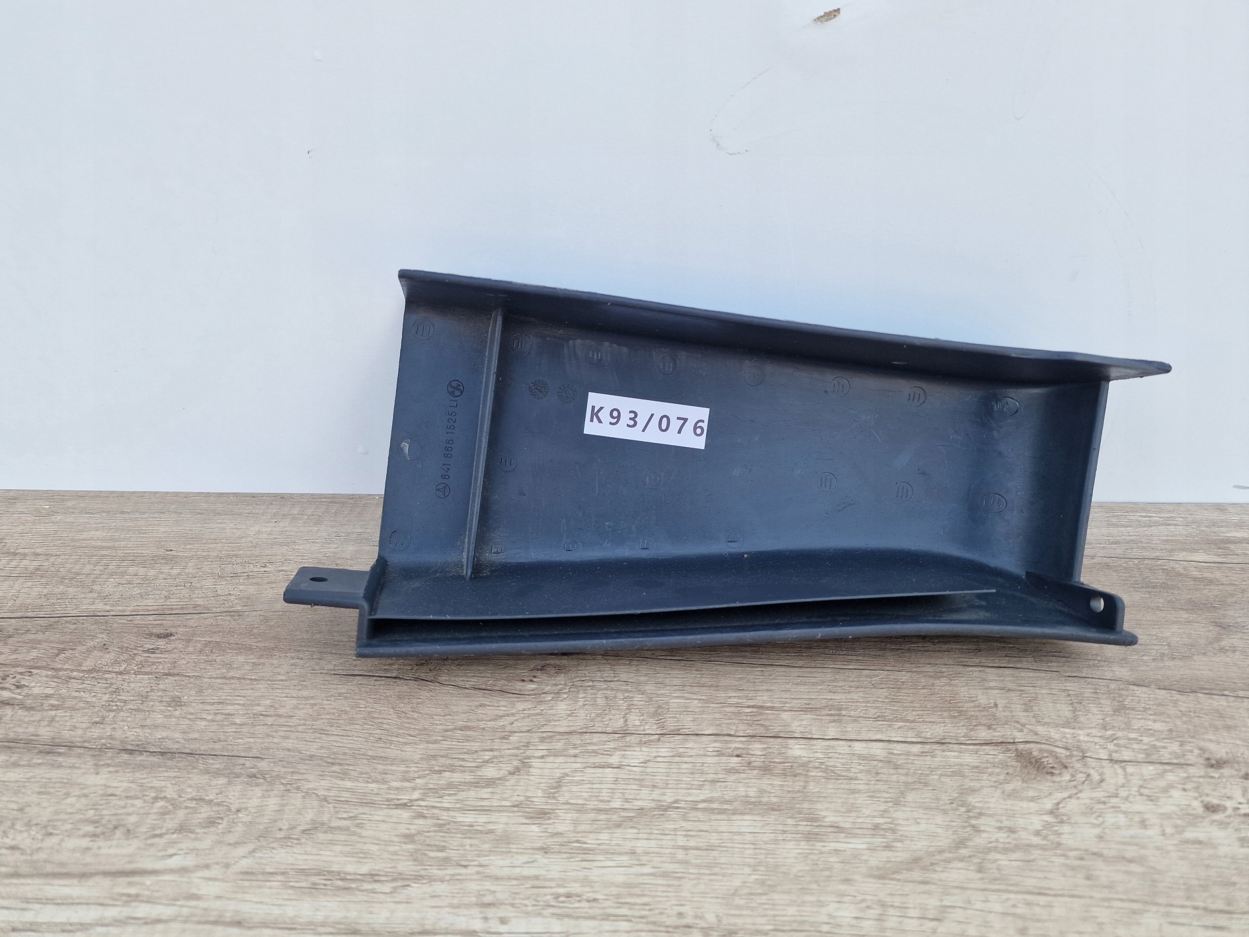MERCEDES ACTROS W641 BLENDE ABDECKUNG SCHODKA FRONTVERKLEIDUNG LINKS
