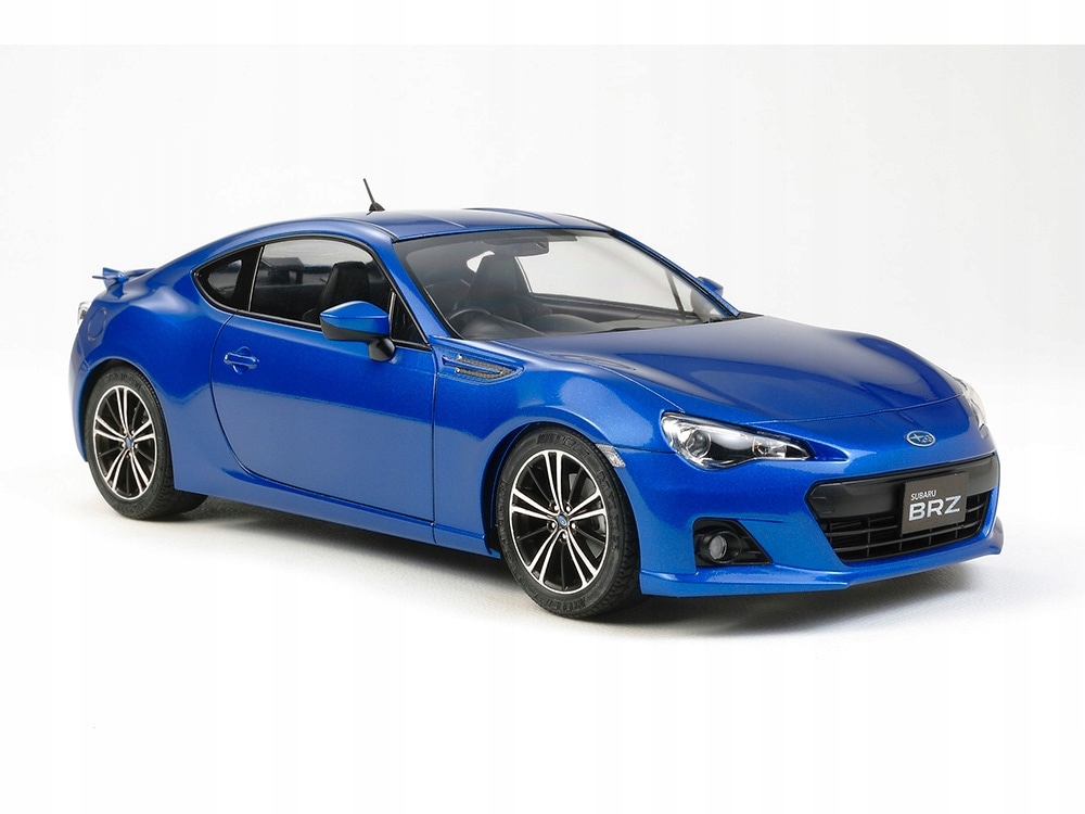Subaru Brz model 24324 Tamiya