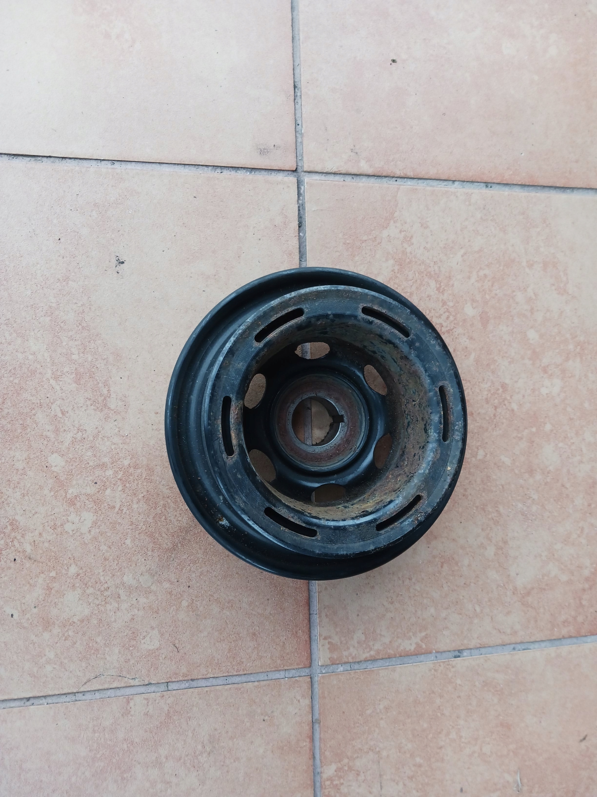 pulley MERCEDES 2,2 CDI A6110300503