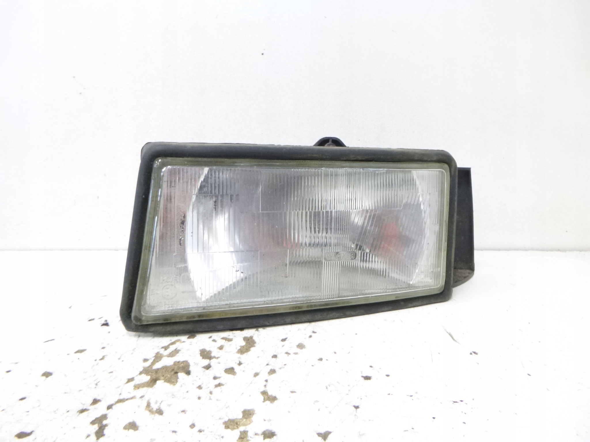 light front left Chrysler Saratoga 1991r.