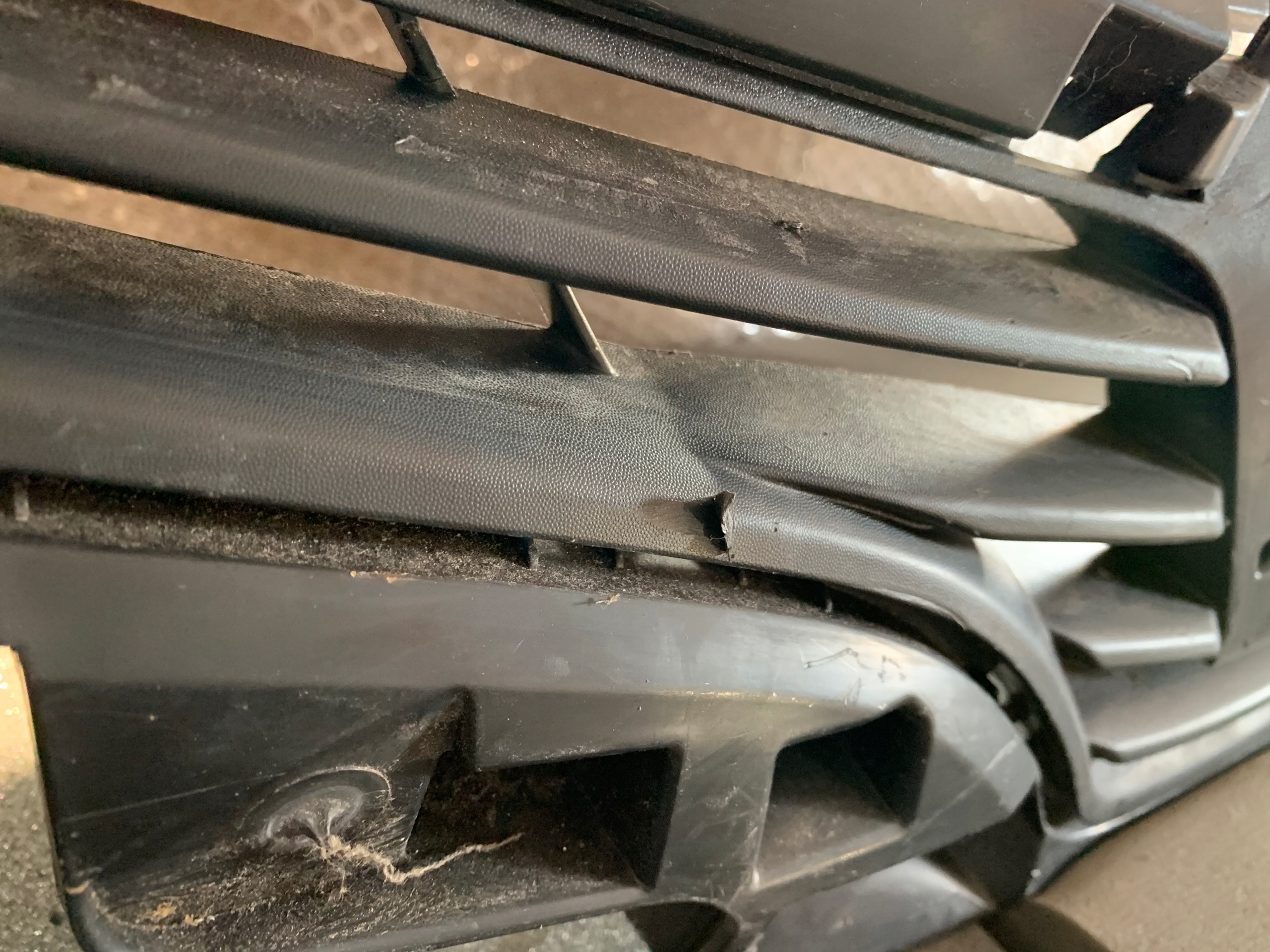 renault CLIO IV рестайлинг решетка радиатора