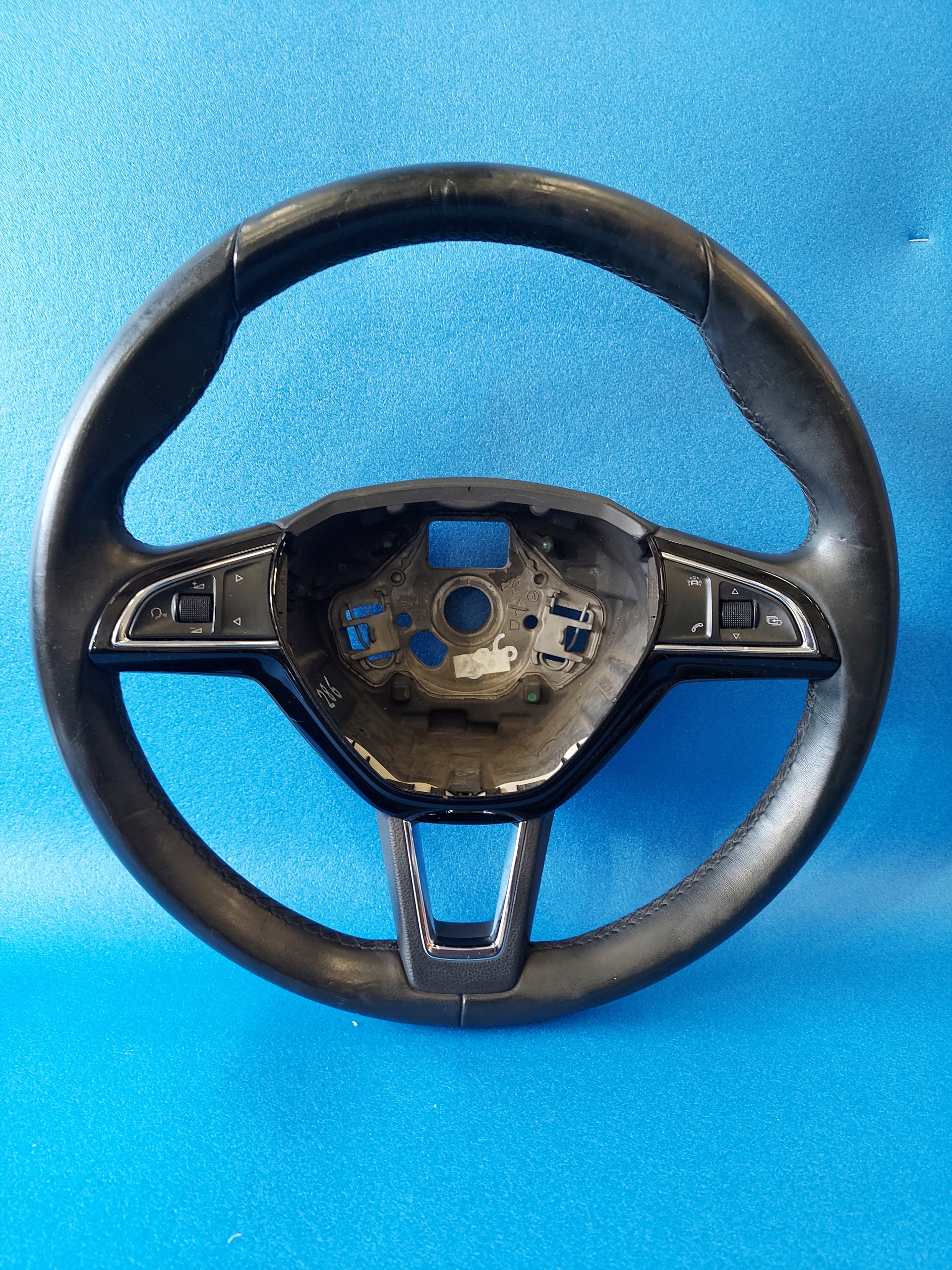 РУЛЬ SKODA SUPERB 3076472