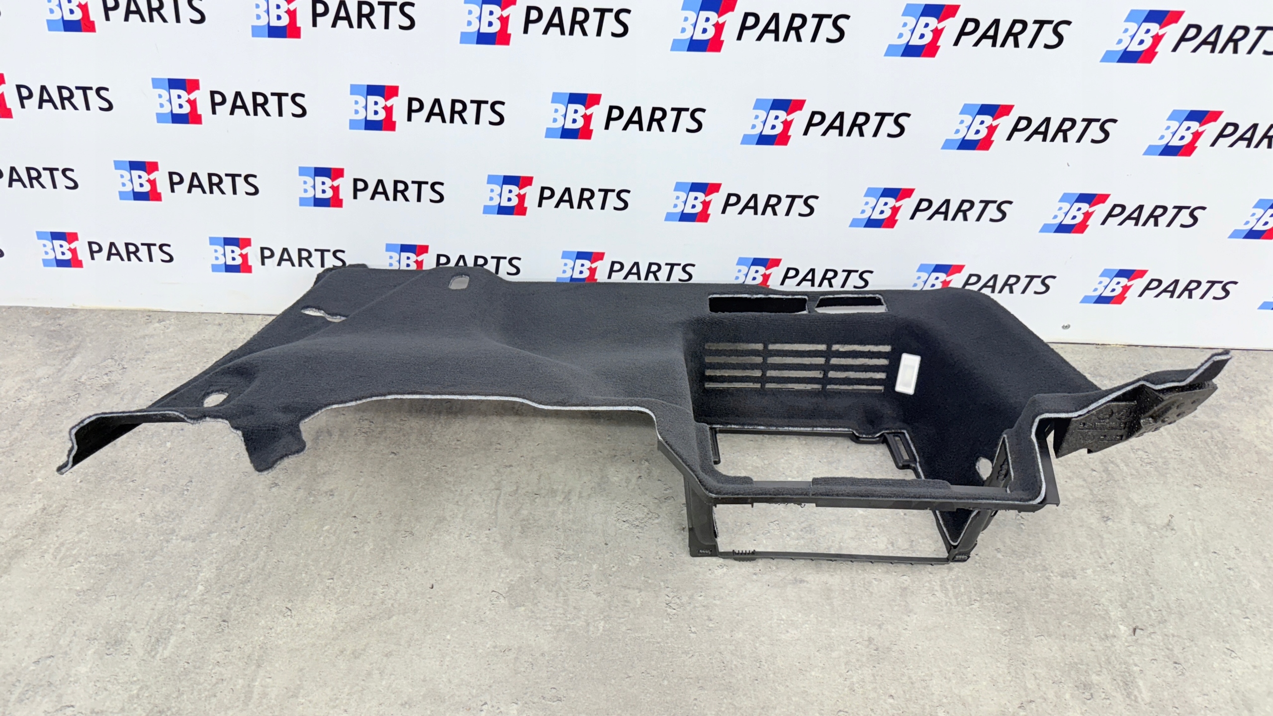 BMW G21 KOMBI cover boot upholstery right black 7940936