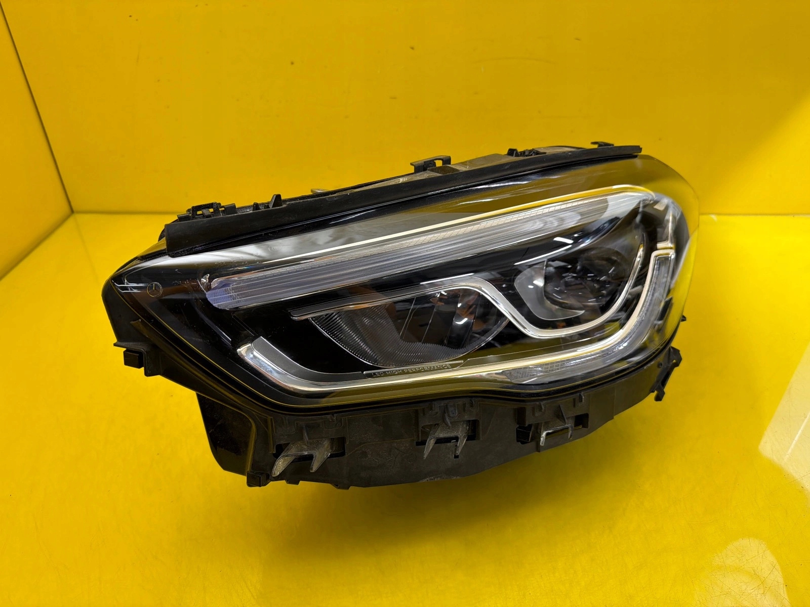 light left Mercedes GLA W247 Full Led A2479063505