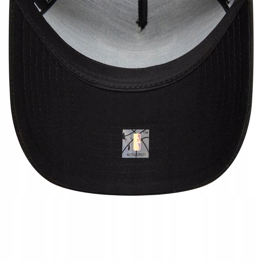 CZAPKA Z DASZKIEM NEW ERA ORYGINALNA HOLOGRAM MĘSKA DAMSKA Kolor czarny