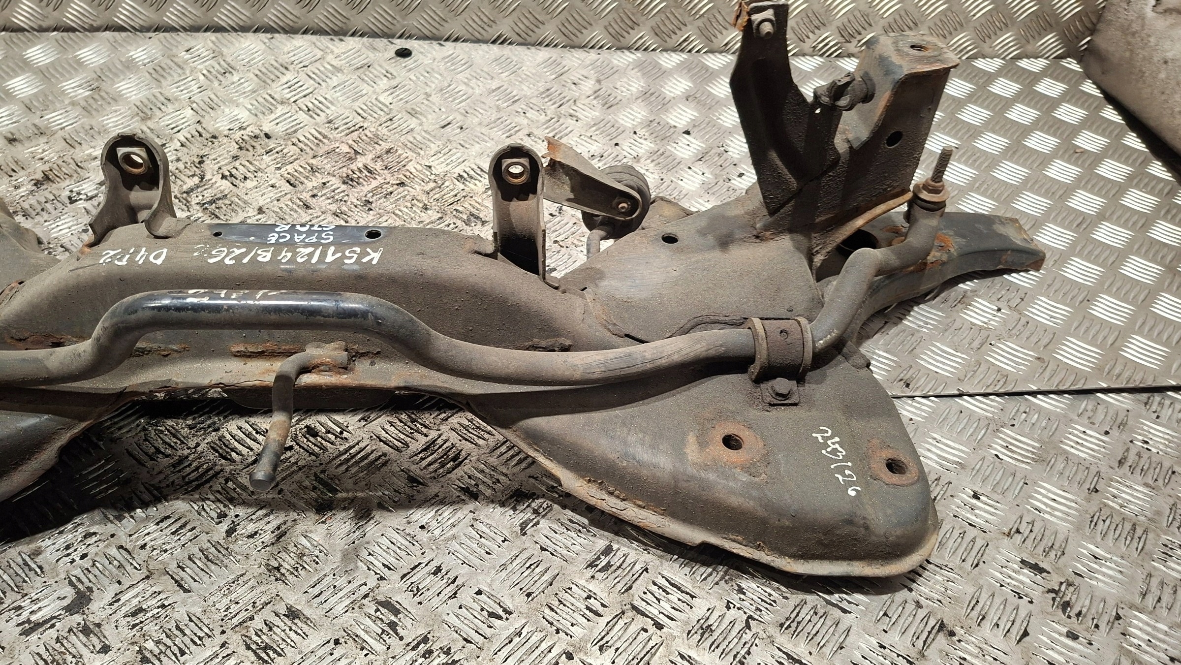 Achsträger vorne MITSUBISHI SPACE STAR 1.6