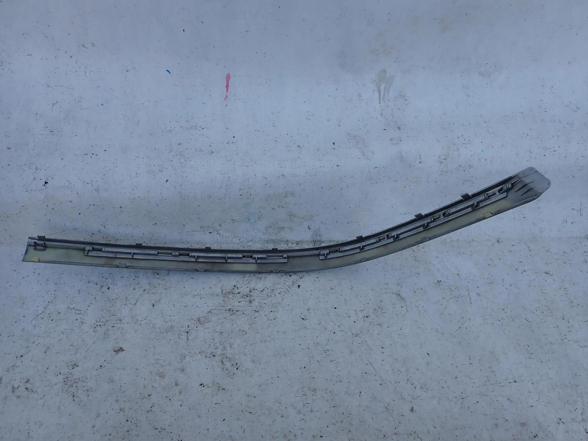 BMW 5 E39 LCI LIFT 00-03 moulding cap of a bumper left front