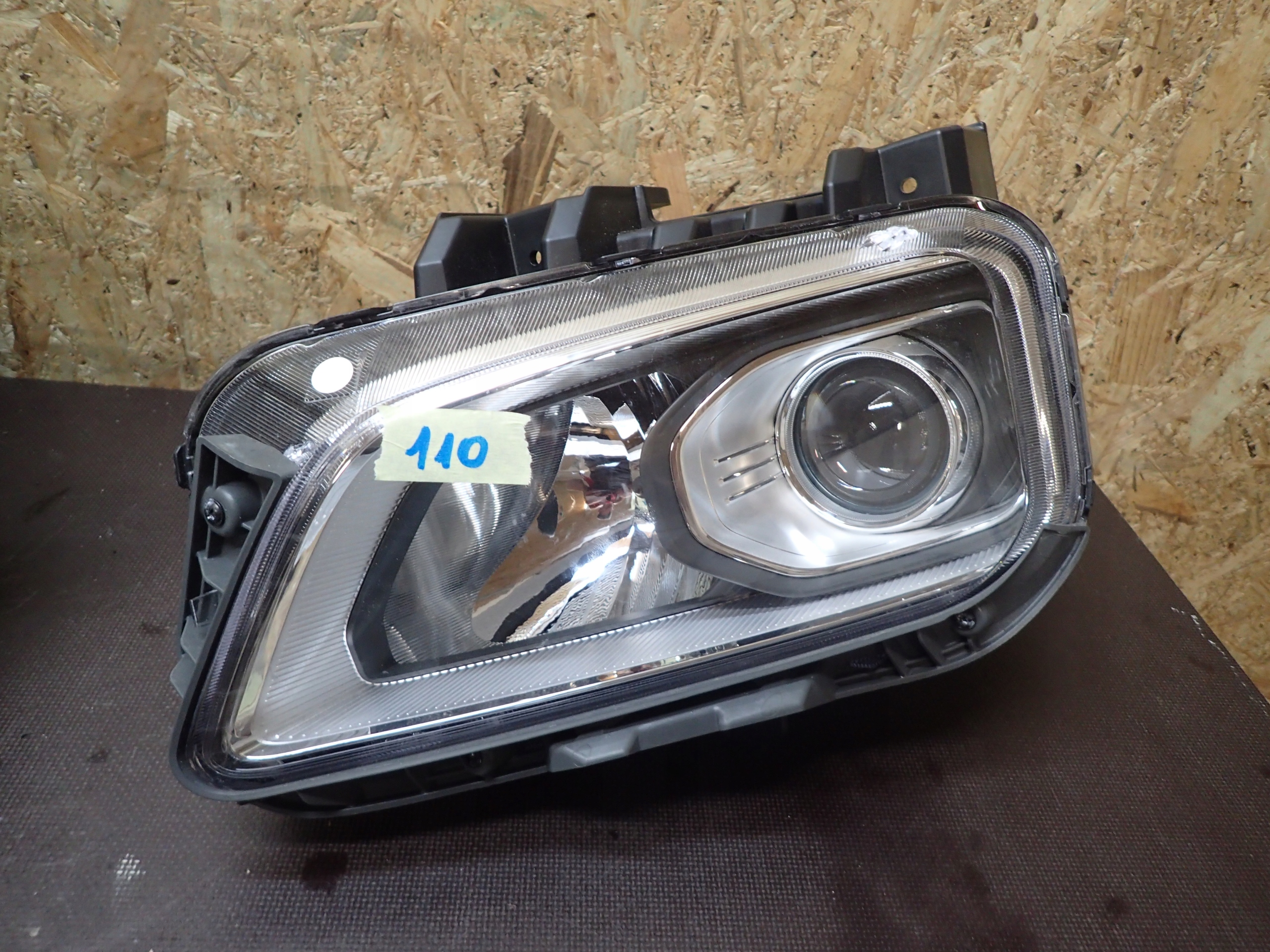 LAMPA LAMPY PRZÓD HYUNDAI KONA SOCZEWKA Strona zabudowy lewe + prawe