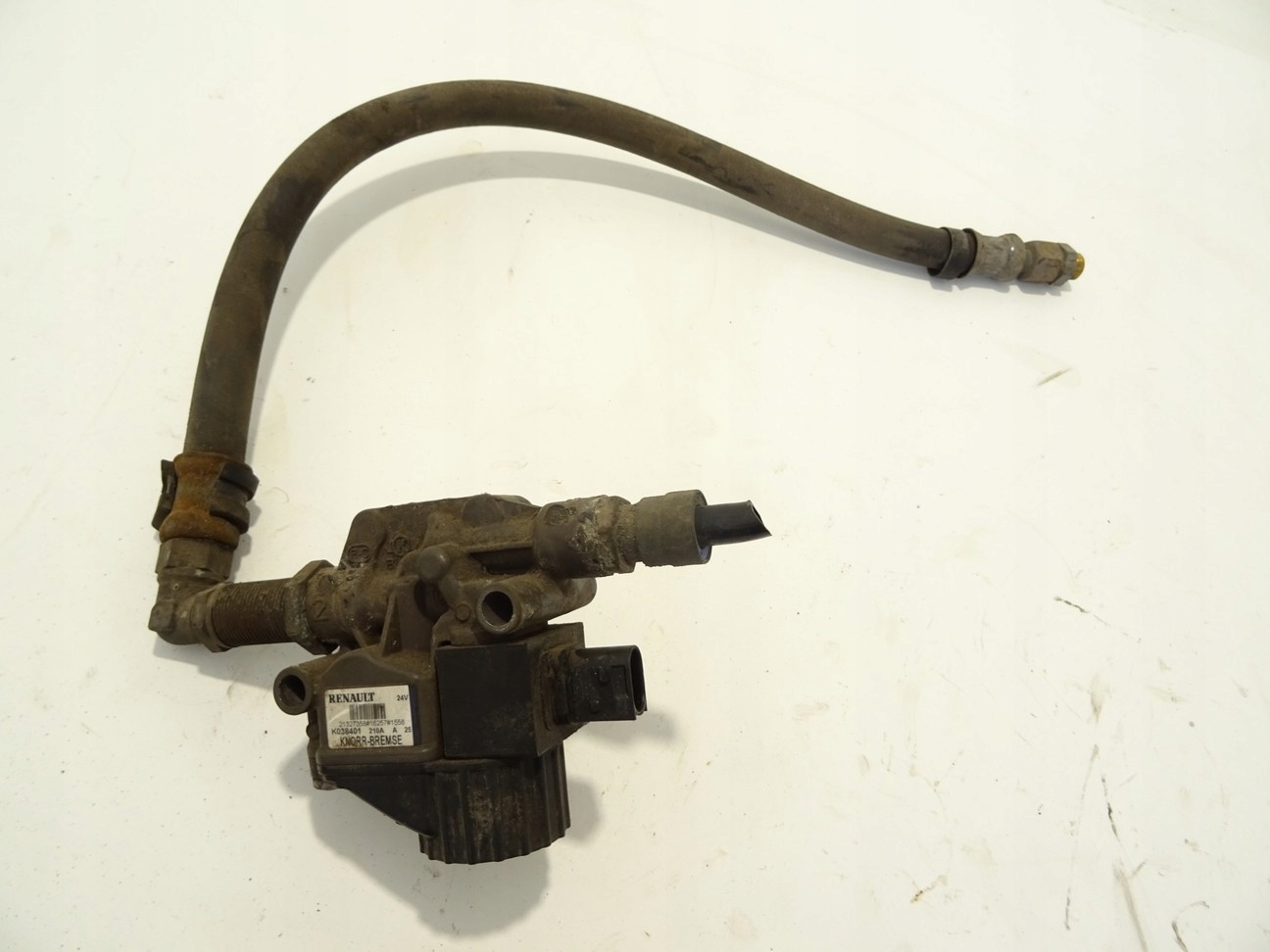 Клапан модулятор EBS RENAULT T 21327358 K038401