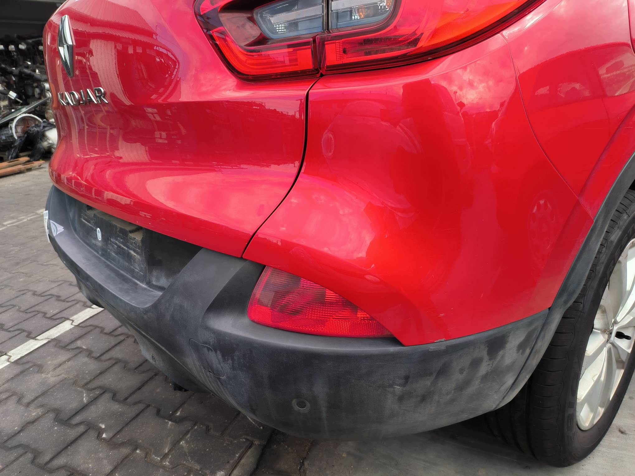 Stoßstange heck PDC roter RENAULT KADJAR