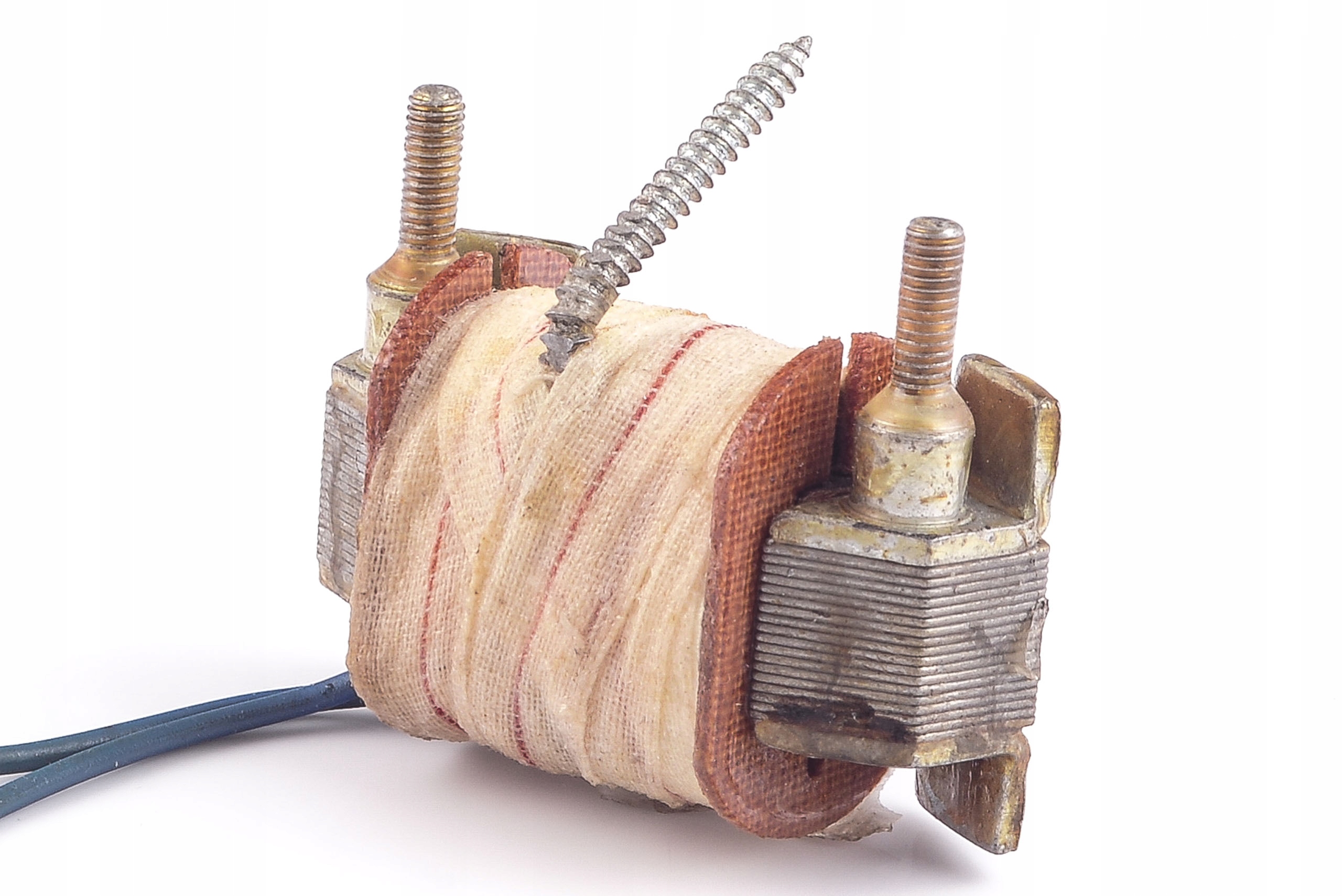 Cewka zapłonowa iskrownika zapłonu Romet Komar Ogar 205 Kadet Motorynka Producent Kengo