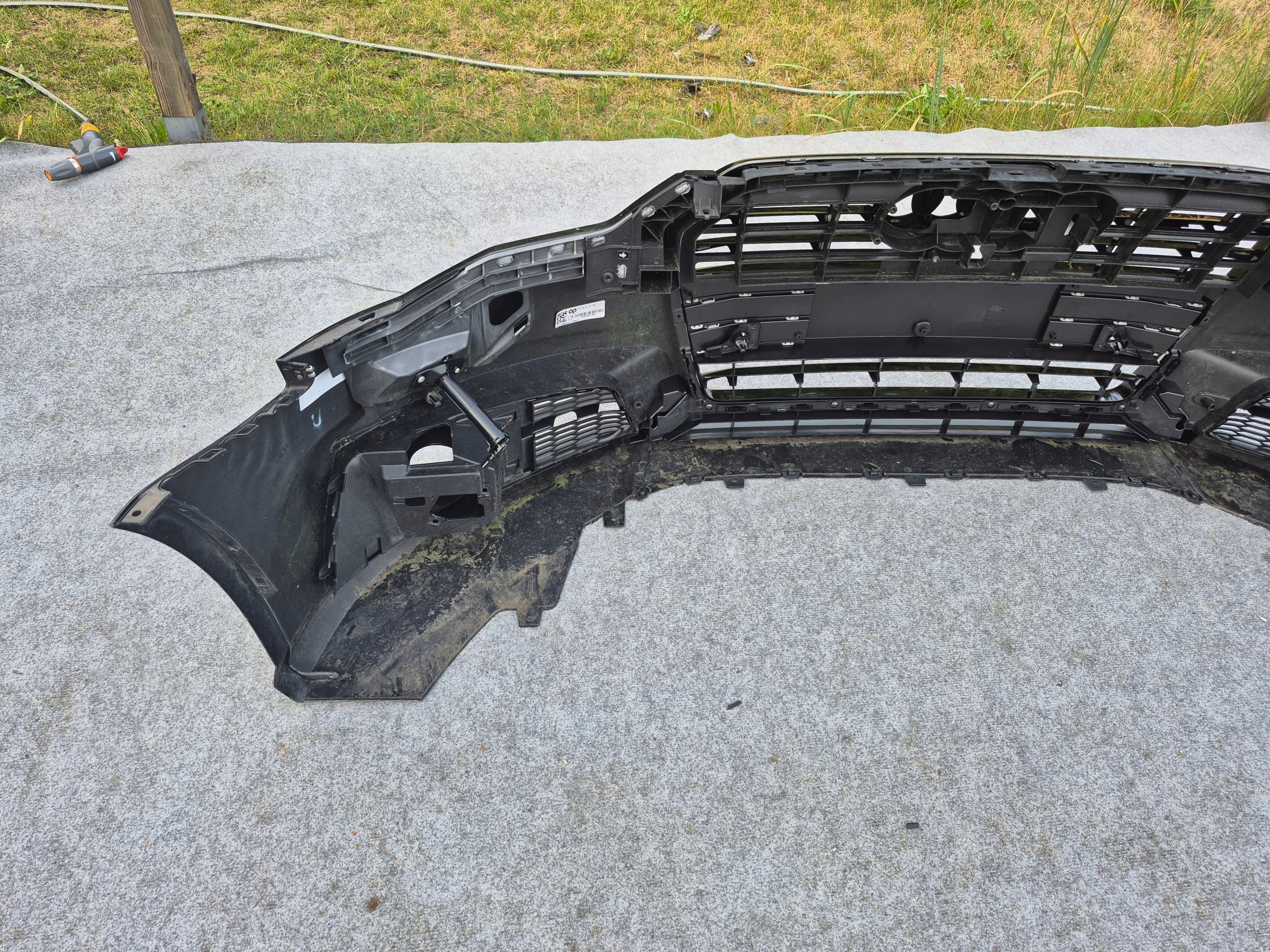 AUDI A6 C7 4G LIFT S-LINE ZDERZAK PRZÓD BLACK 4x PDC Kolor do lakierowania