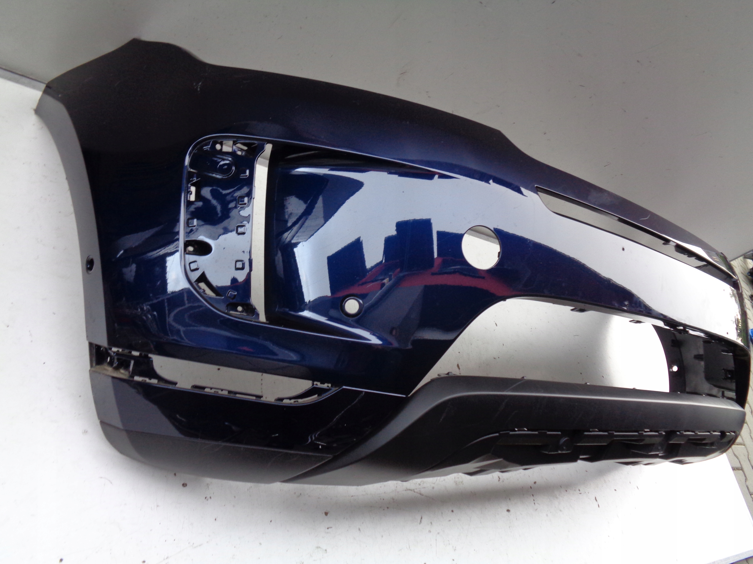 front bumper RANGE ROVER EVOQUE II 19- NR 37059