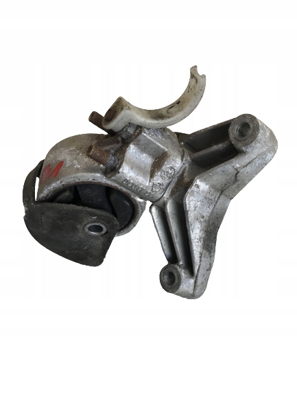 volvo oe 3318030 подушка лапа