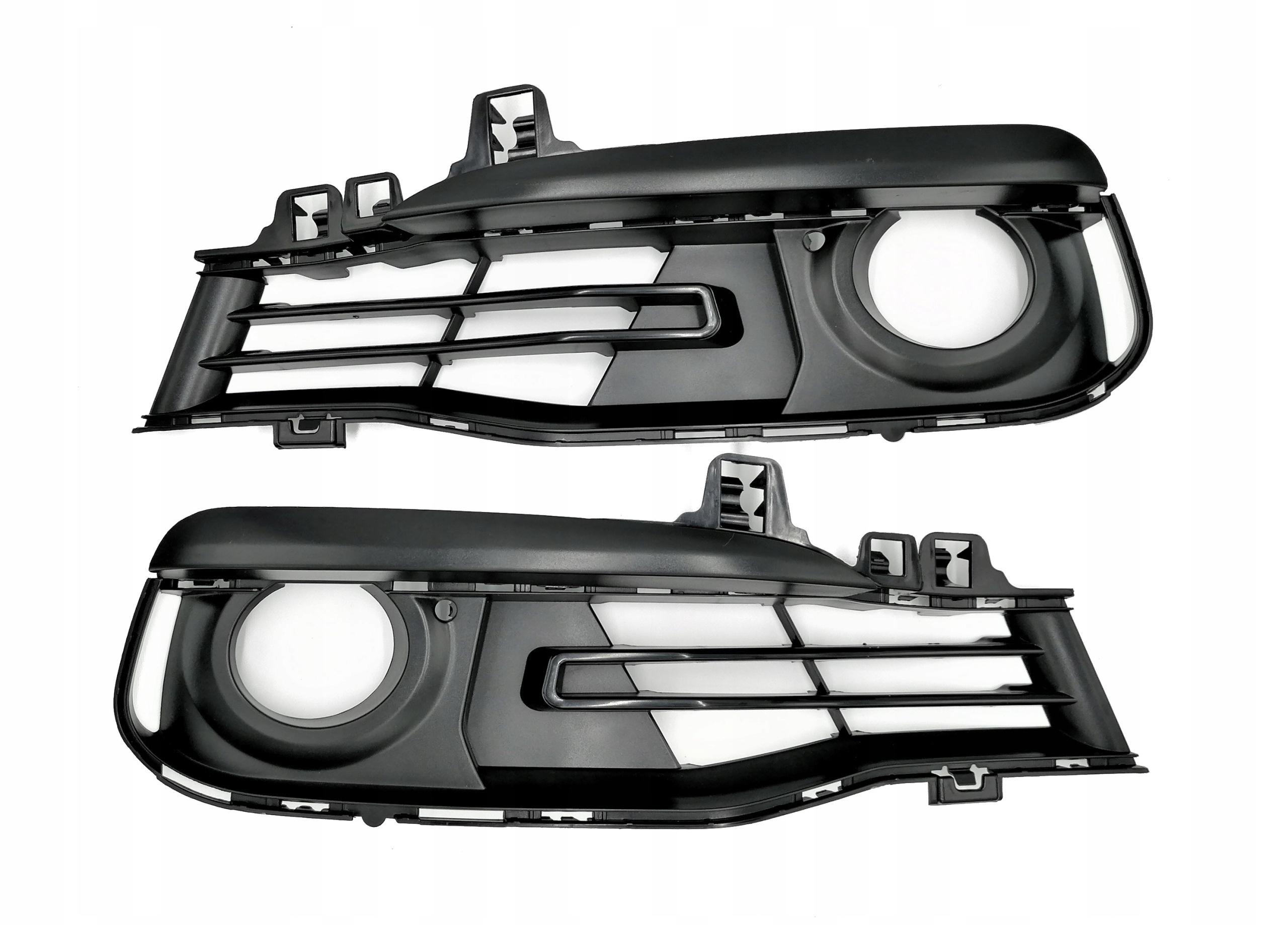 BMW 3 f30 F31 ZASLEPKA ATRAPA WLOT POWIETRZA PRAWA Color black