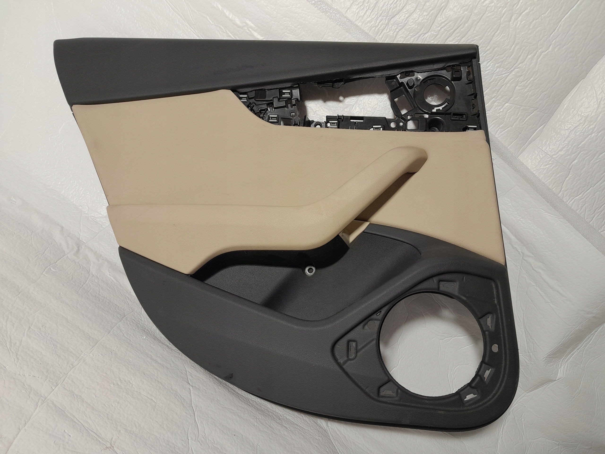 AUDI A4 B9 sedan side door left rear part leather ATLASBEIGE