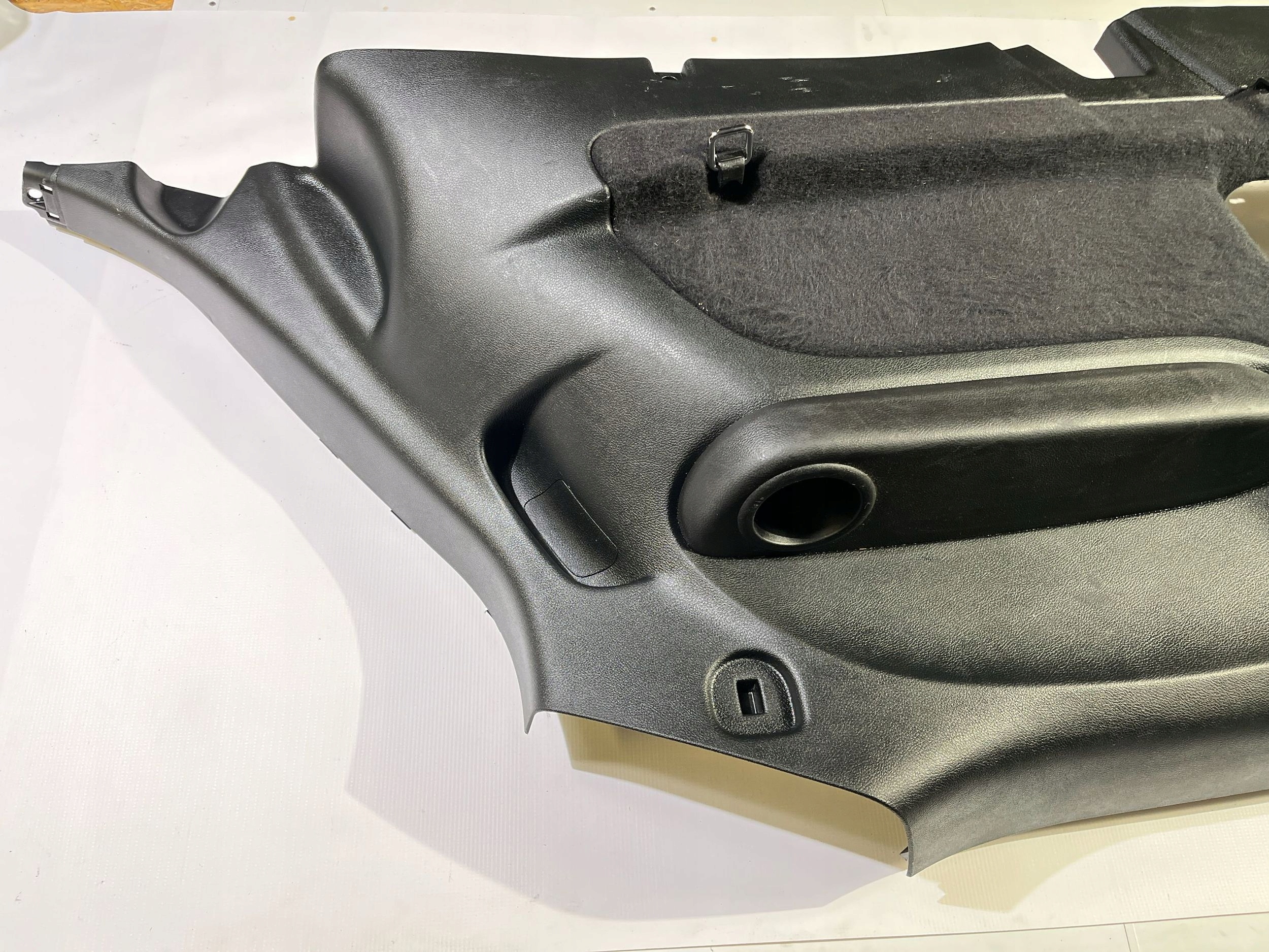 side upholstery boot left Dodge Durango 2016