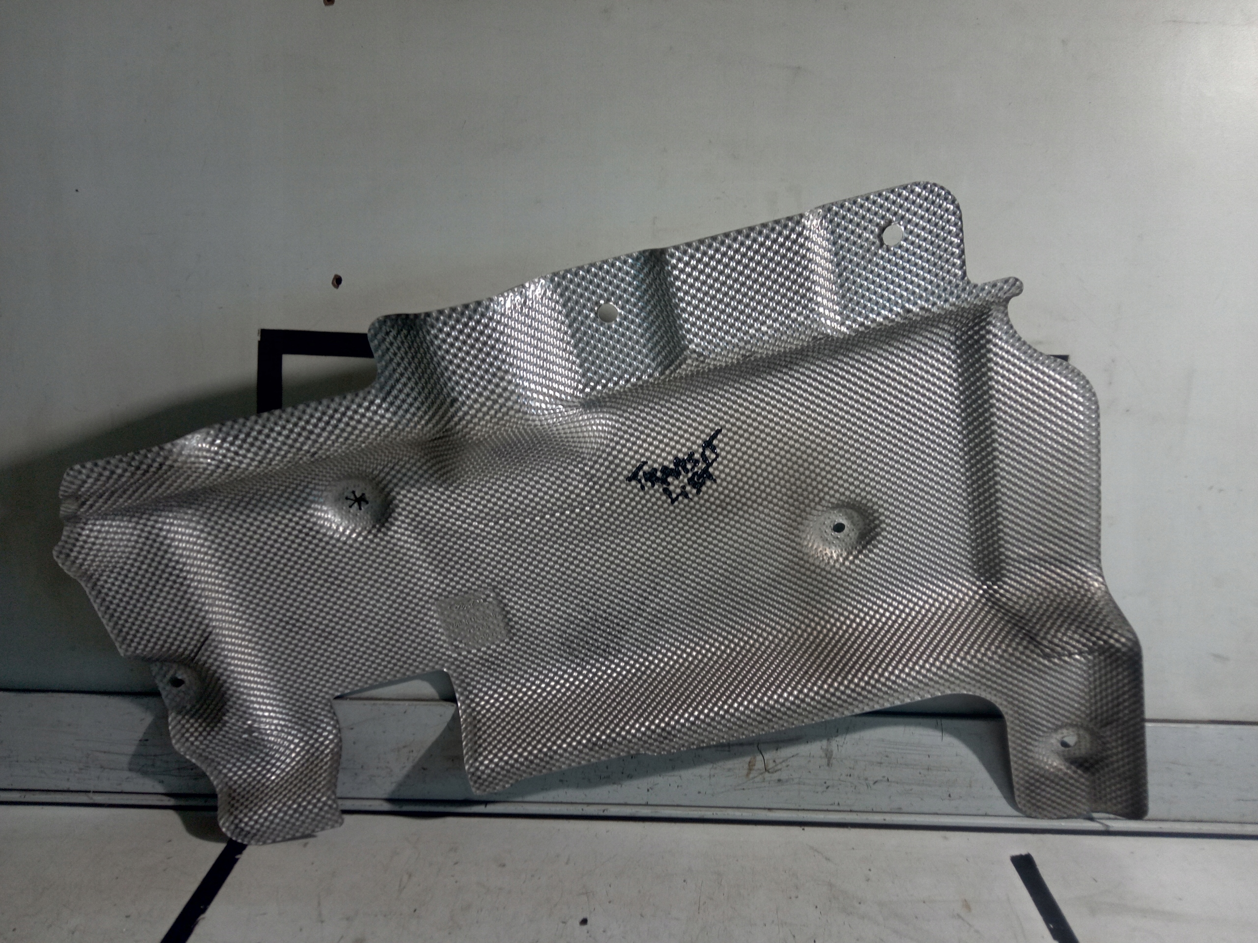 KV6B-R11434-BA - FORD CONNECT MK2 LIFT ТЕПЛОВОЙ ЭКРАН 1.5 TDCI