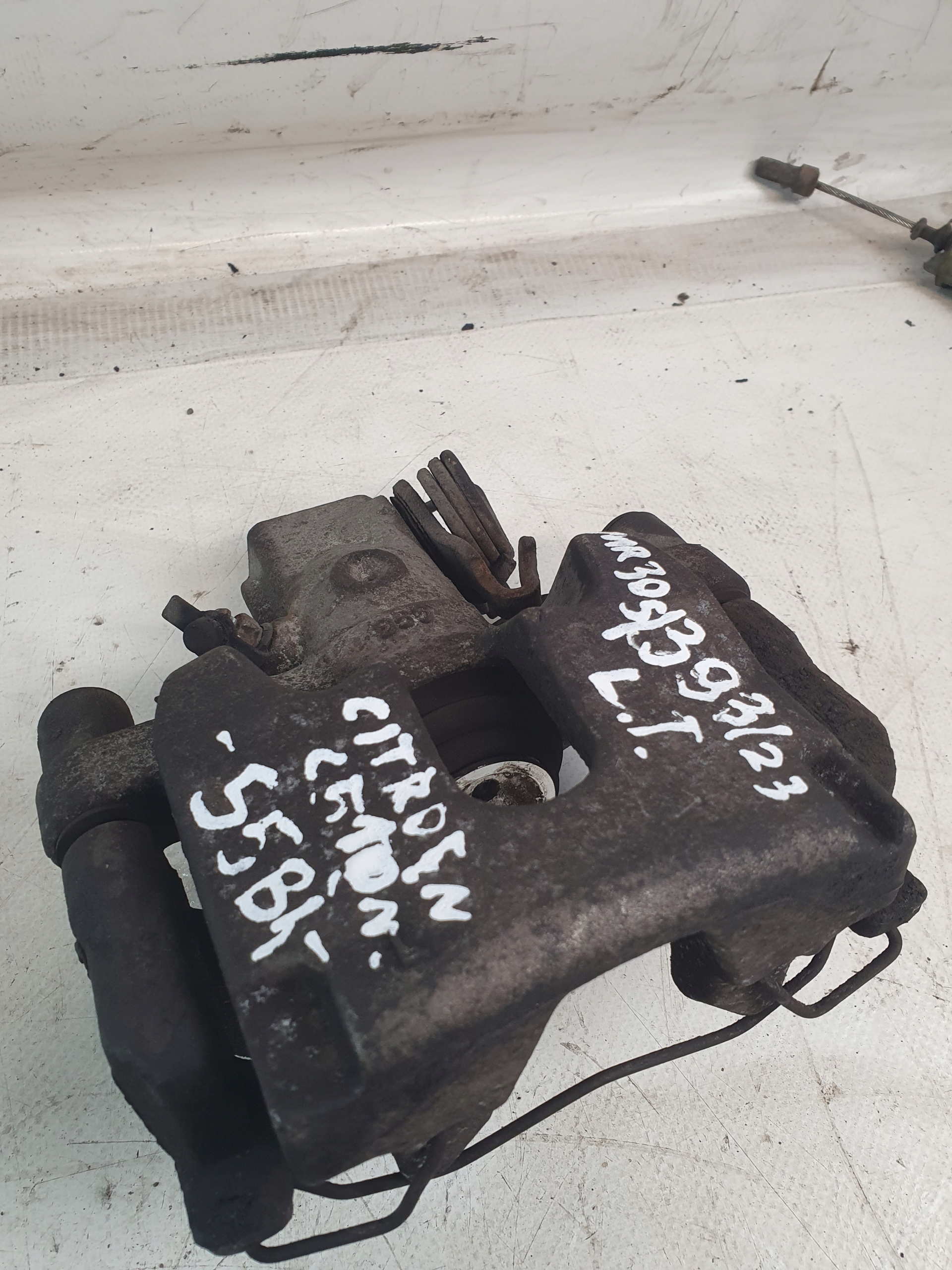 caliper brake left rear part CITROEN C5 III 10r. 2.0HDI