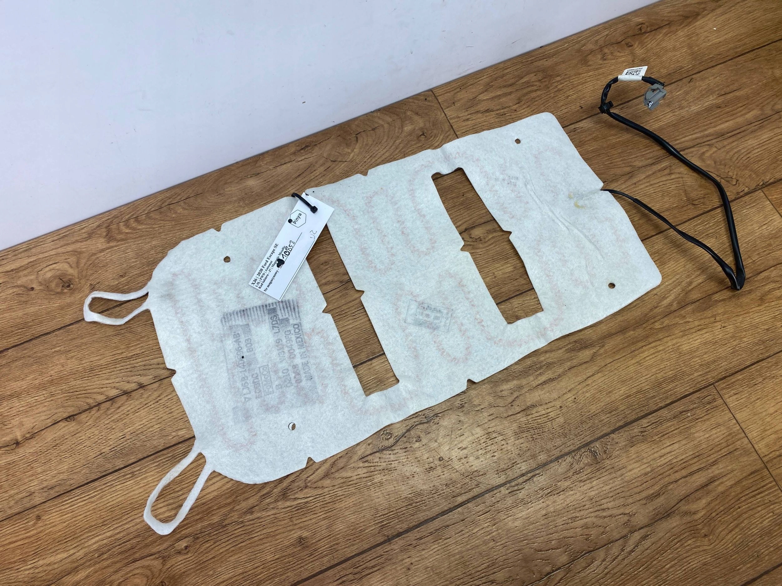 Podgrzewanie mata Sitze Ford Escape IV Kuga MK3 2020+