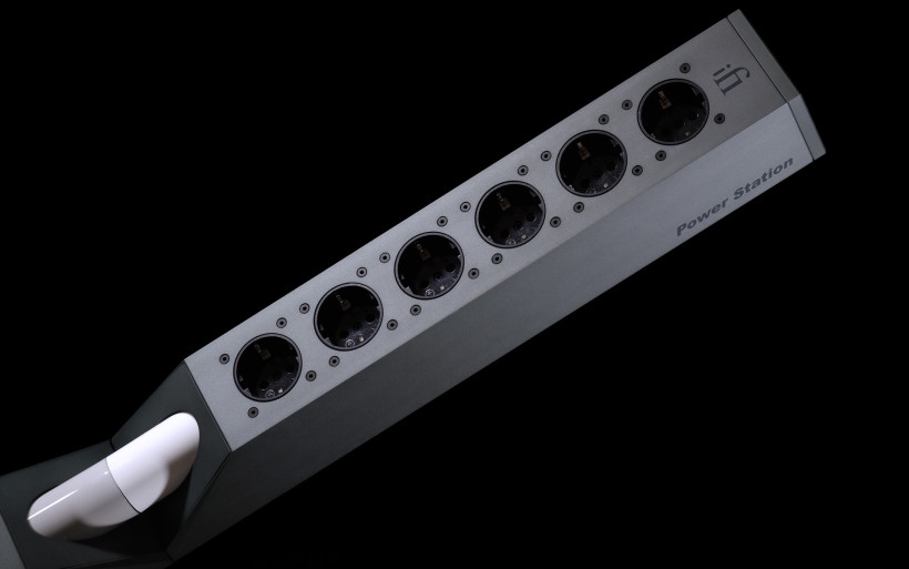 iFi Audio POWERSTATION OFHC 99,9999% + AC iPURIFIER, IDEALNIE CZYSTY DŹWIĘK Marka IFI Audio